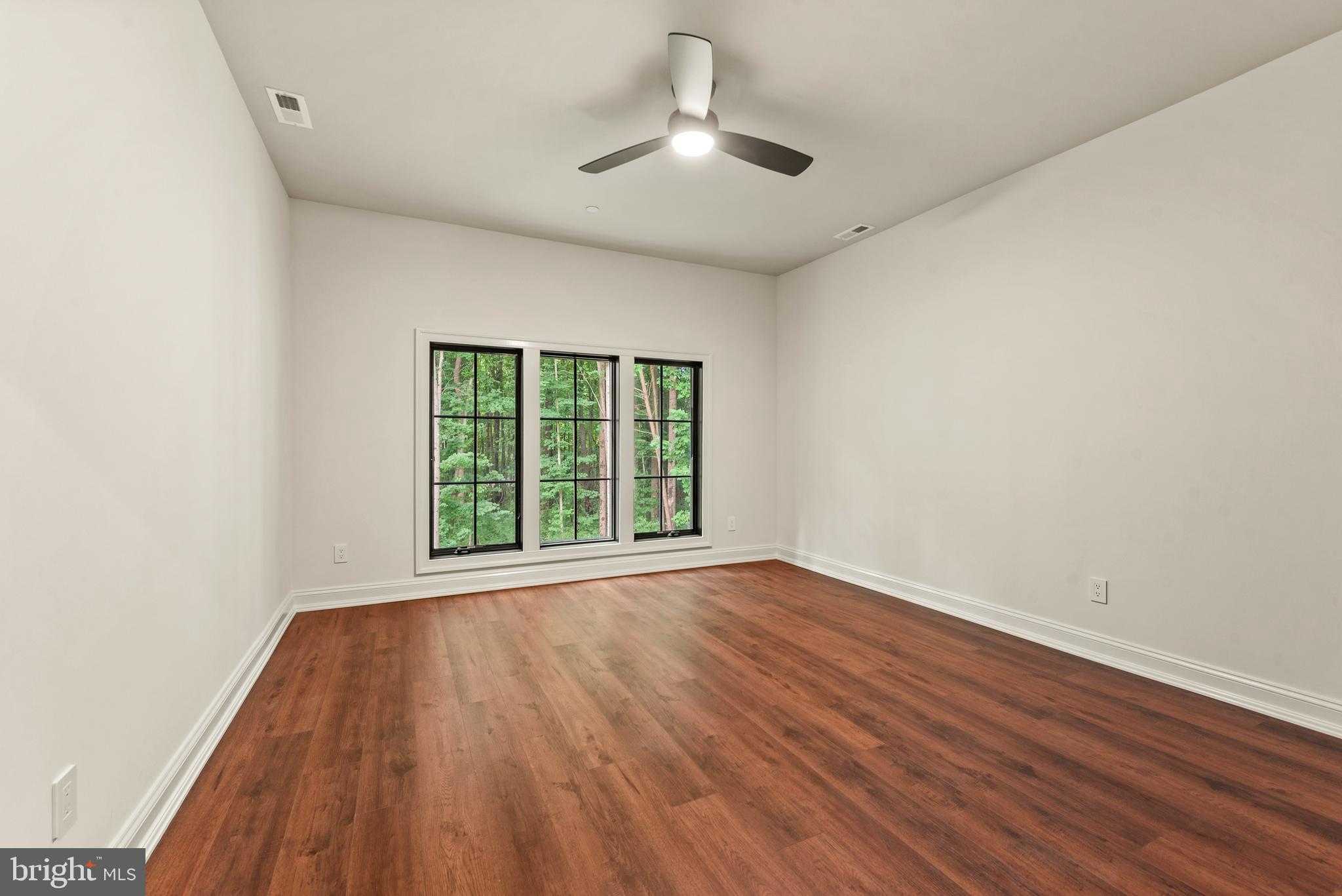 928 Fenario Cir photo 55