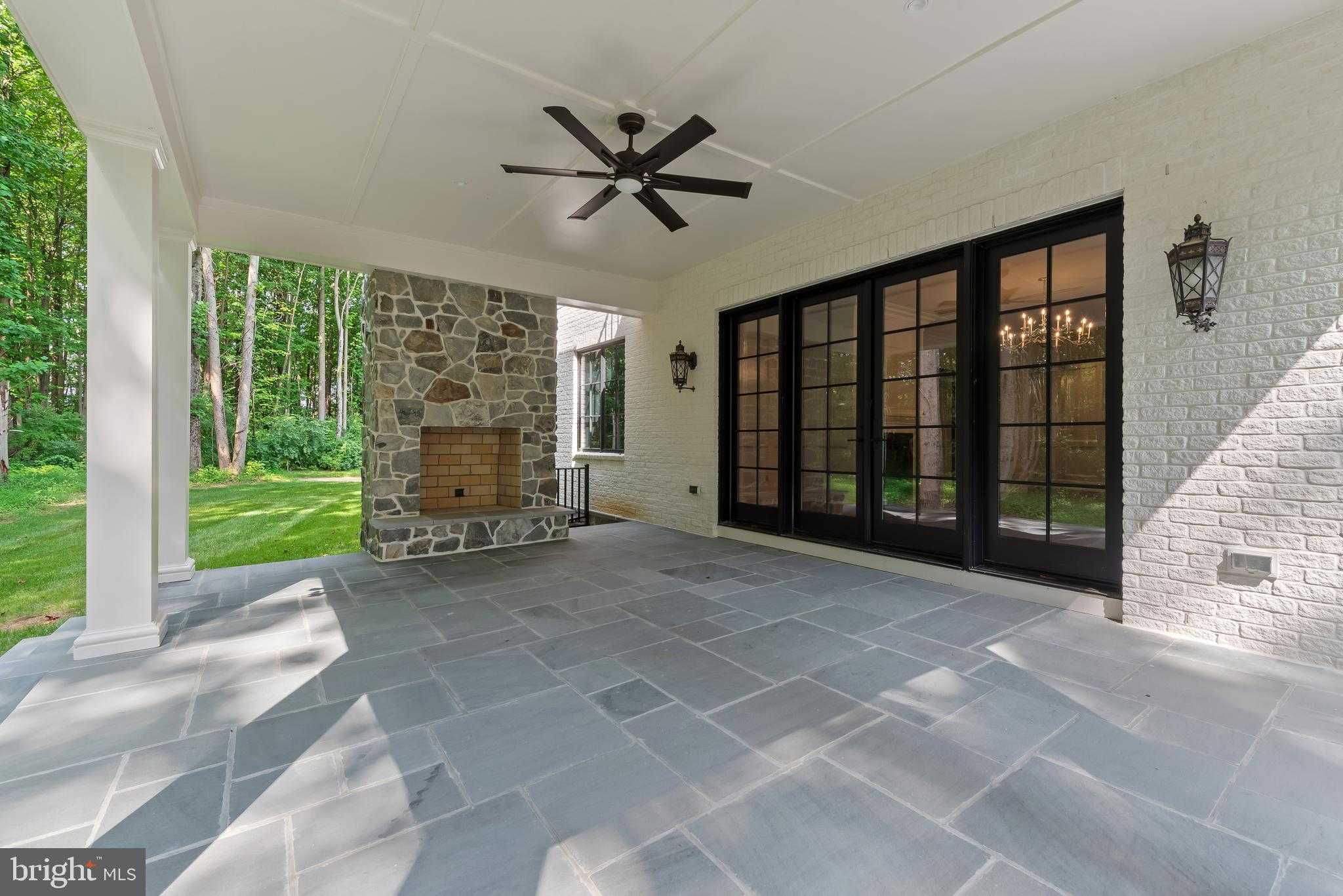 928 Fenario Cir photo 73