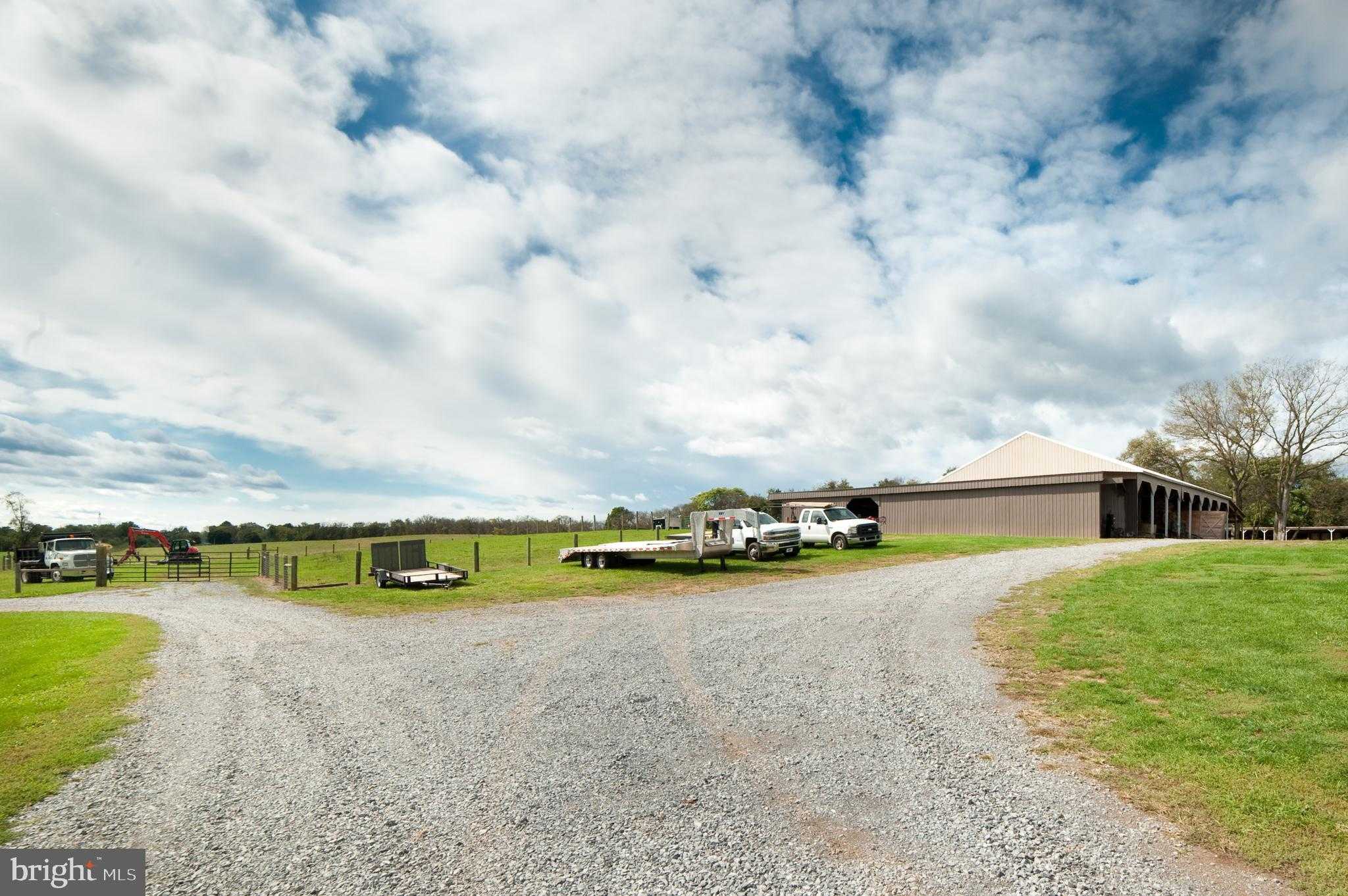 590 Carlyle Rd photo 68