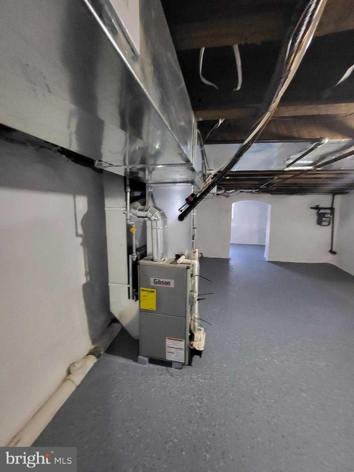 228 N Cecil St photo 50