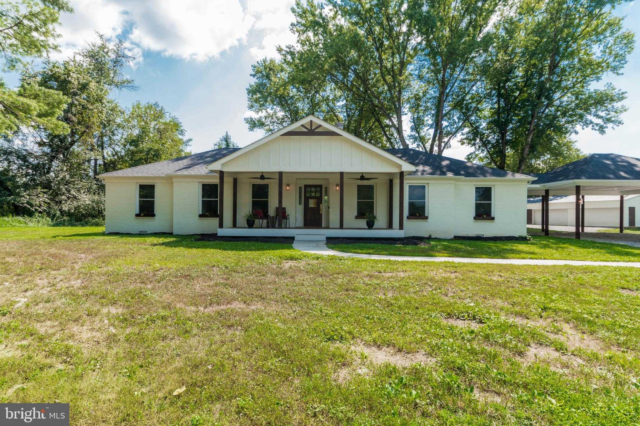 2195 Engle Molers Rd photo 8