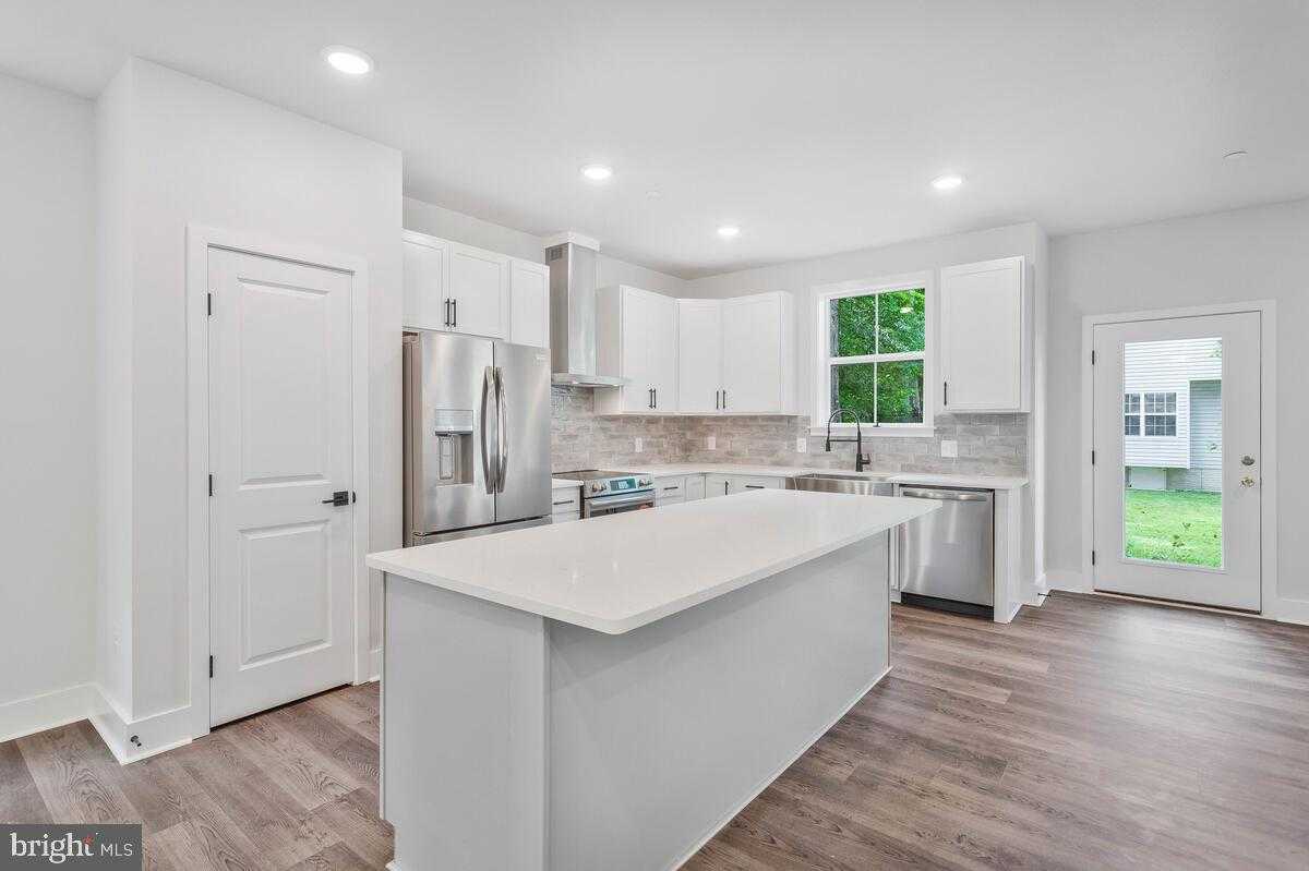 105 Kinsey Dr photo 8