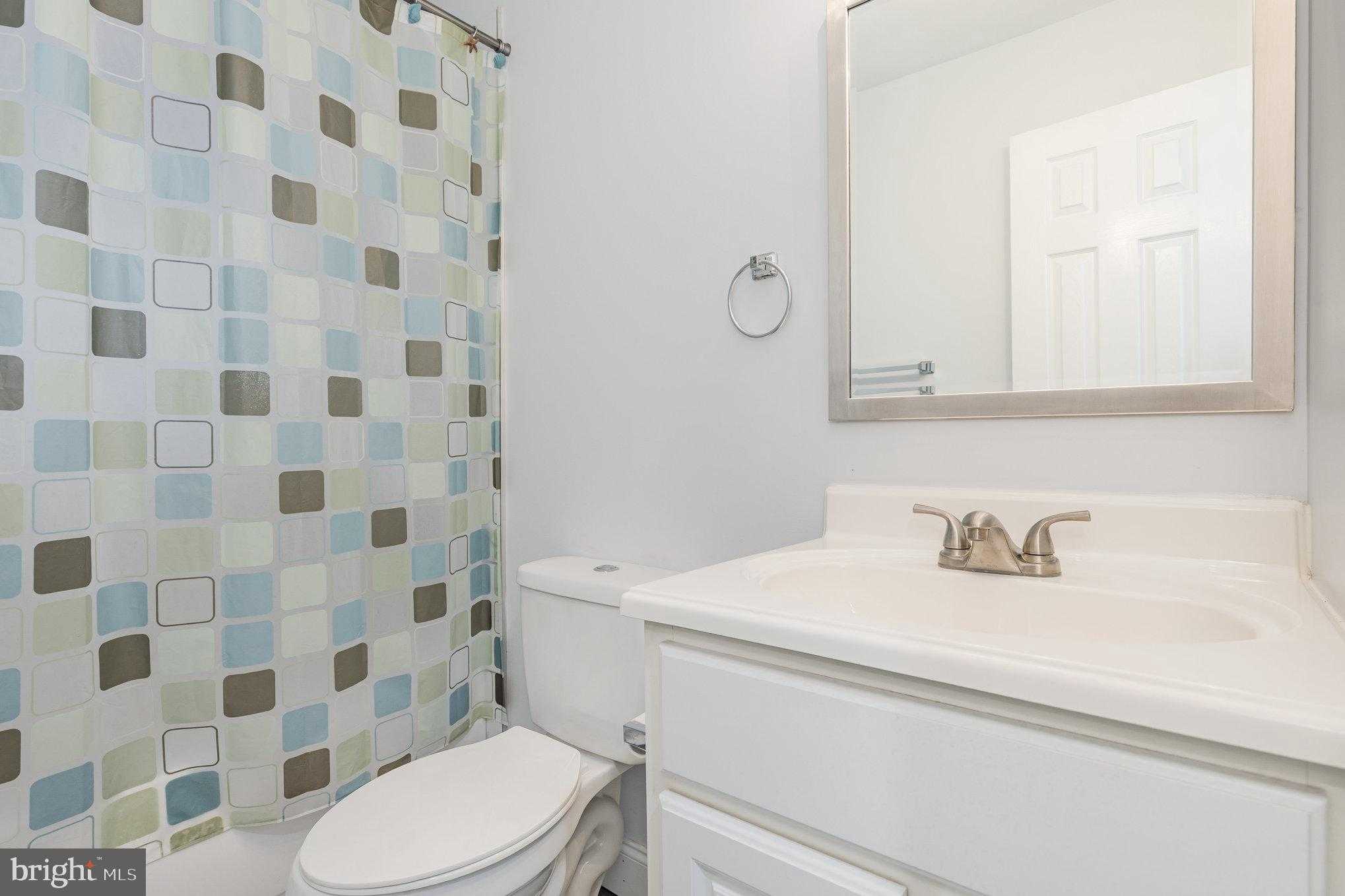 221 Clearview Dr photo 15