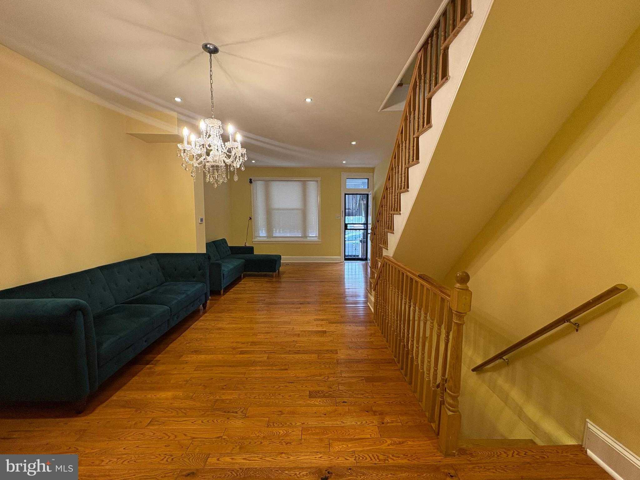 2251 S Hemberger St photo 6