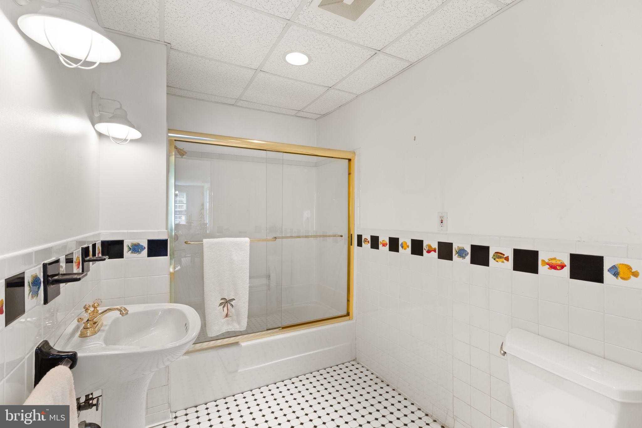 84 Kingston Park Ln photo 16