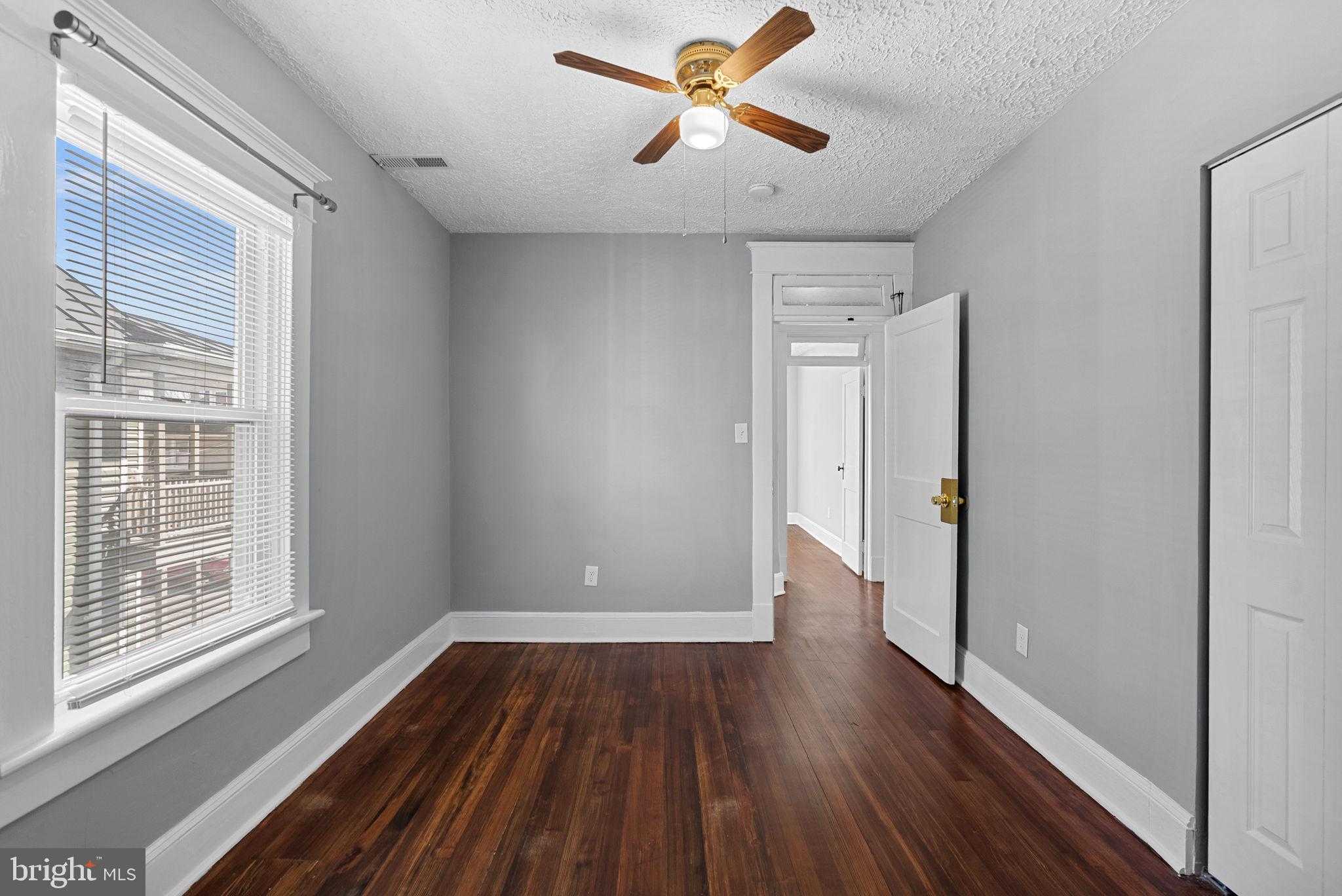 317 Gray Ave photo 29