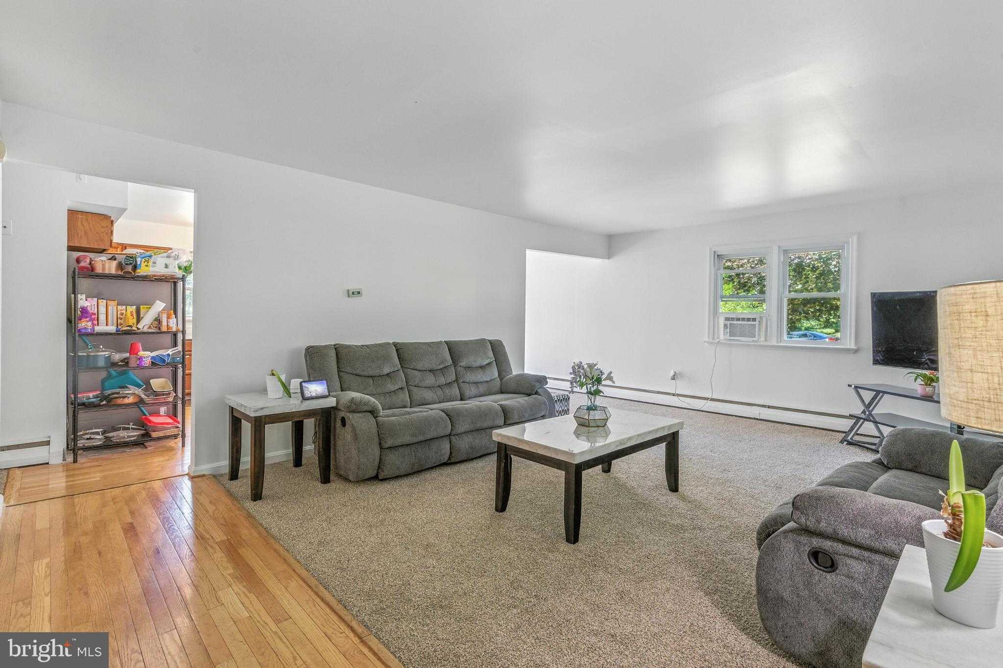 746 W Hoffecker Rd photo 8