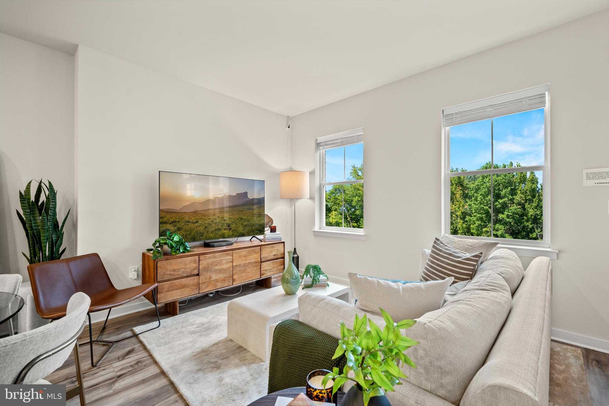 13 Ford St # A photo 3