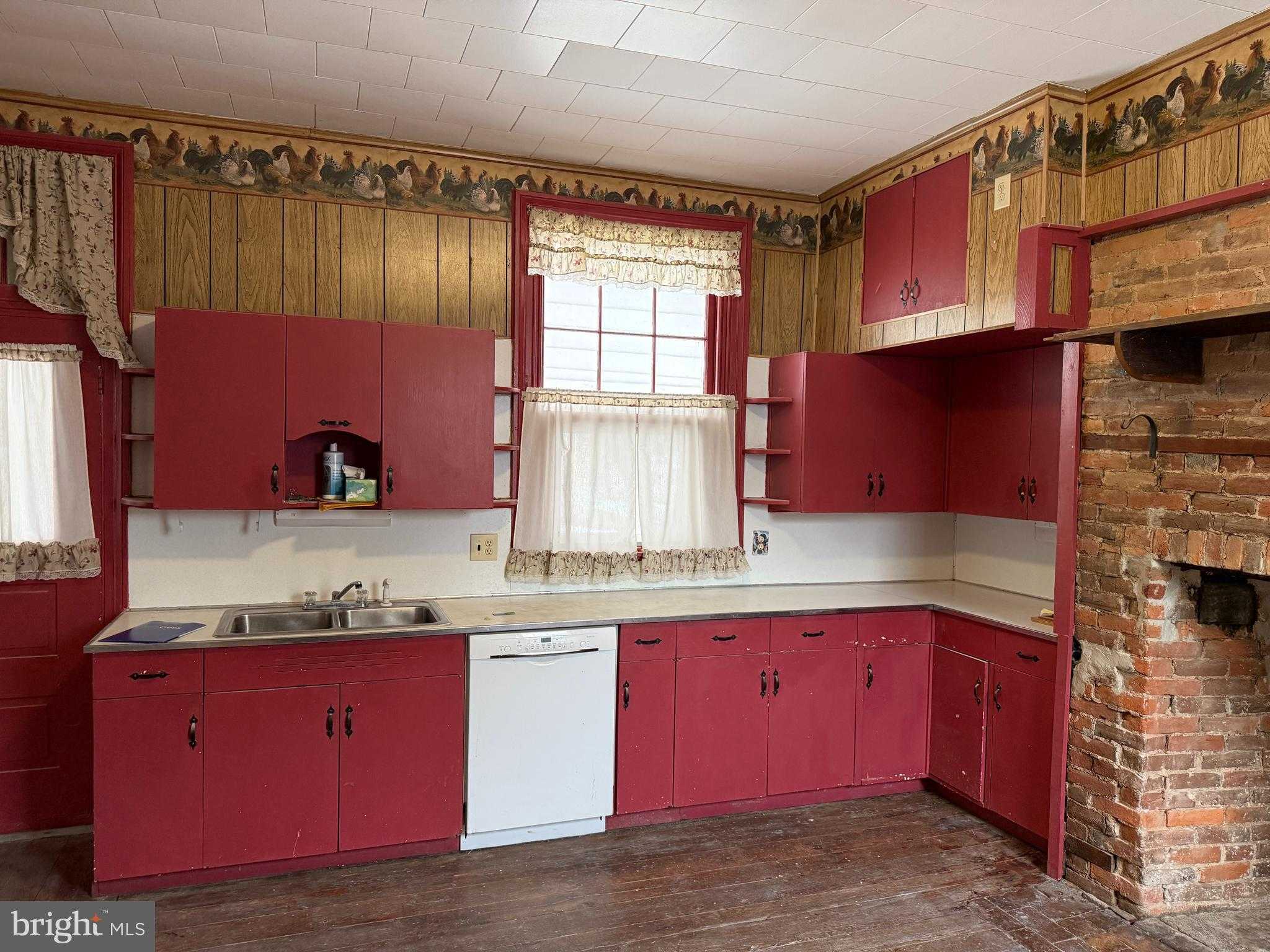 20 N Market St photo 14