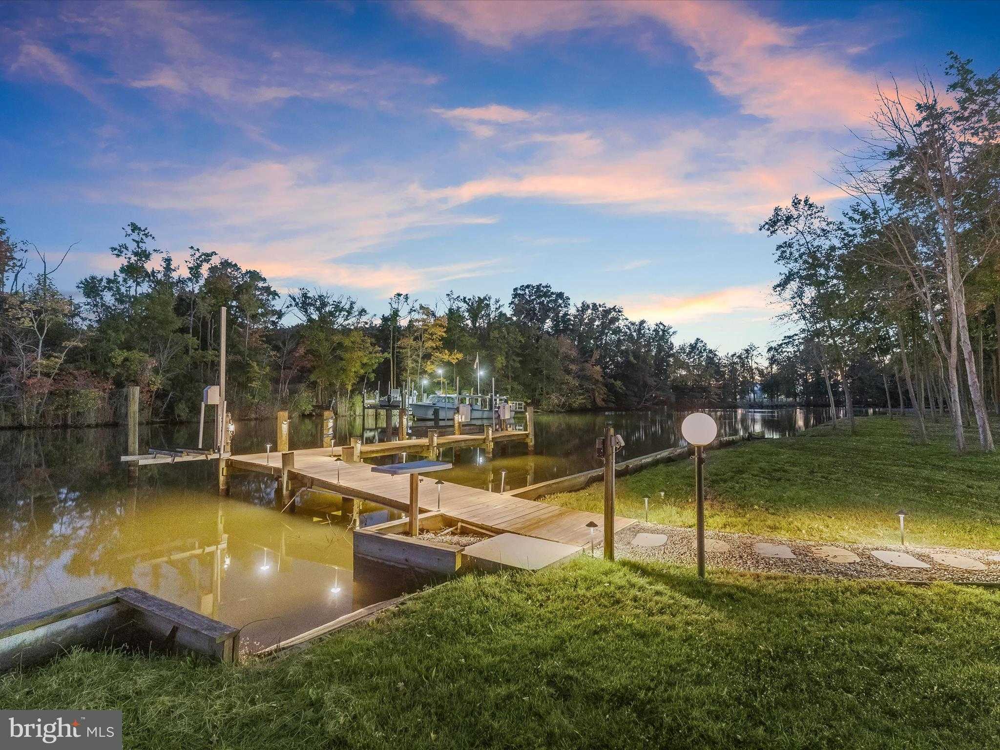 1315 S Seneca Rd photo 112