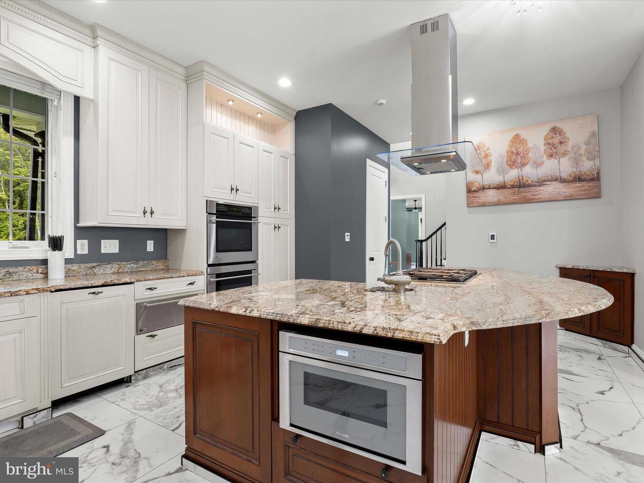 1315 S Seneca Rd photo 19