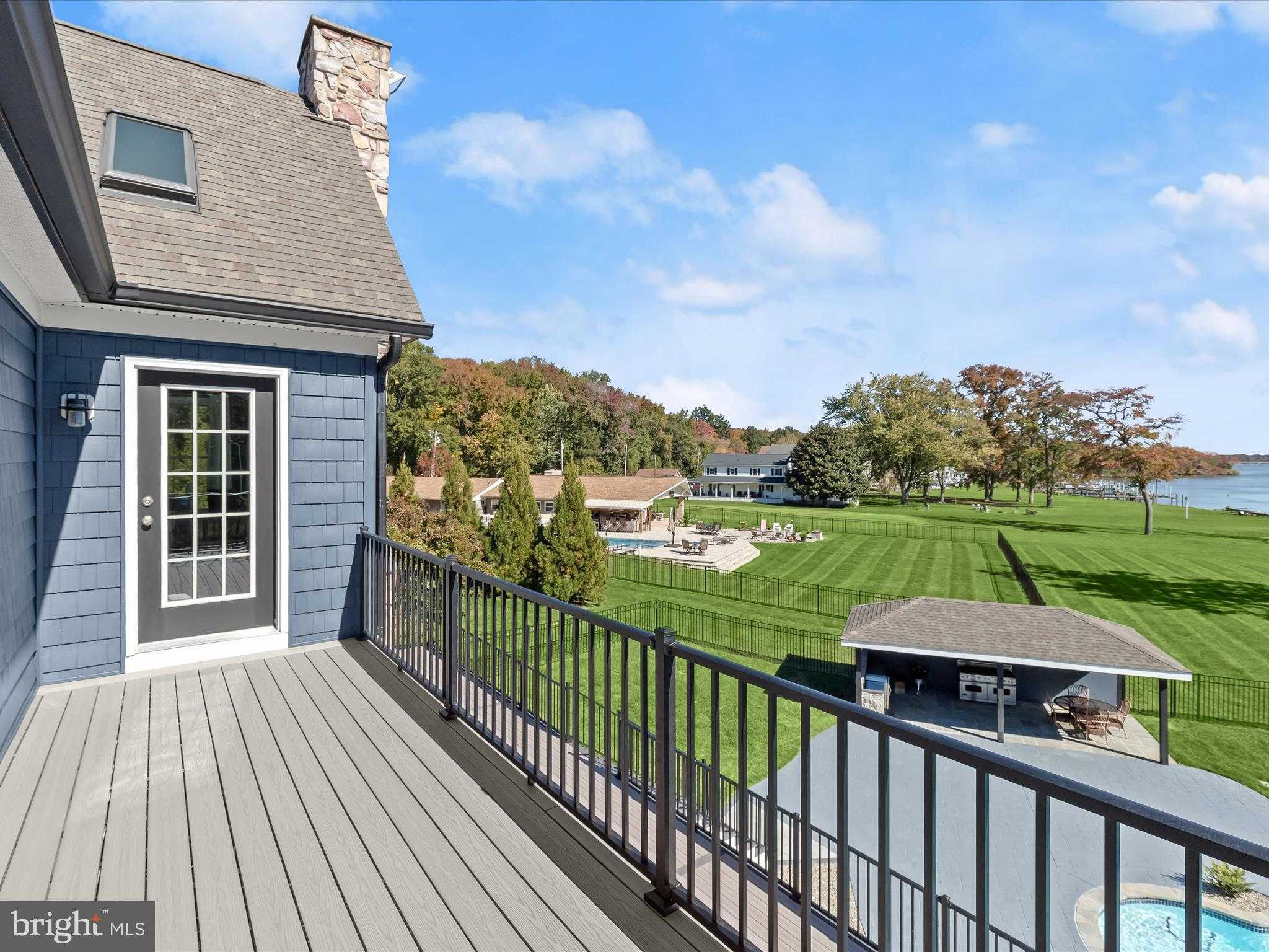 1315 S Seneca Rd photo 46