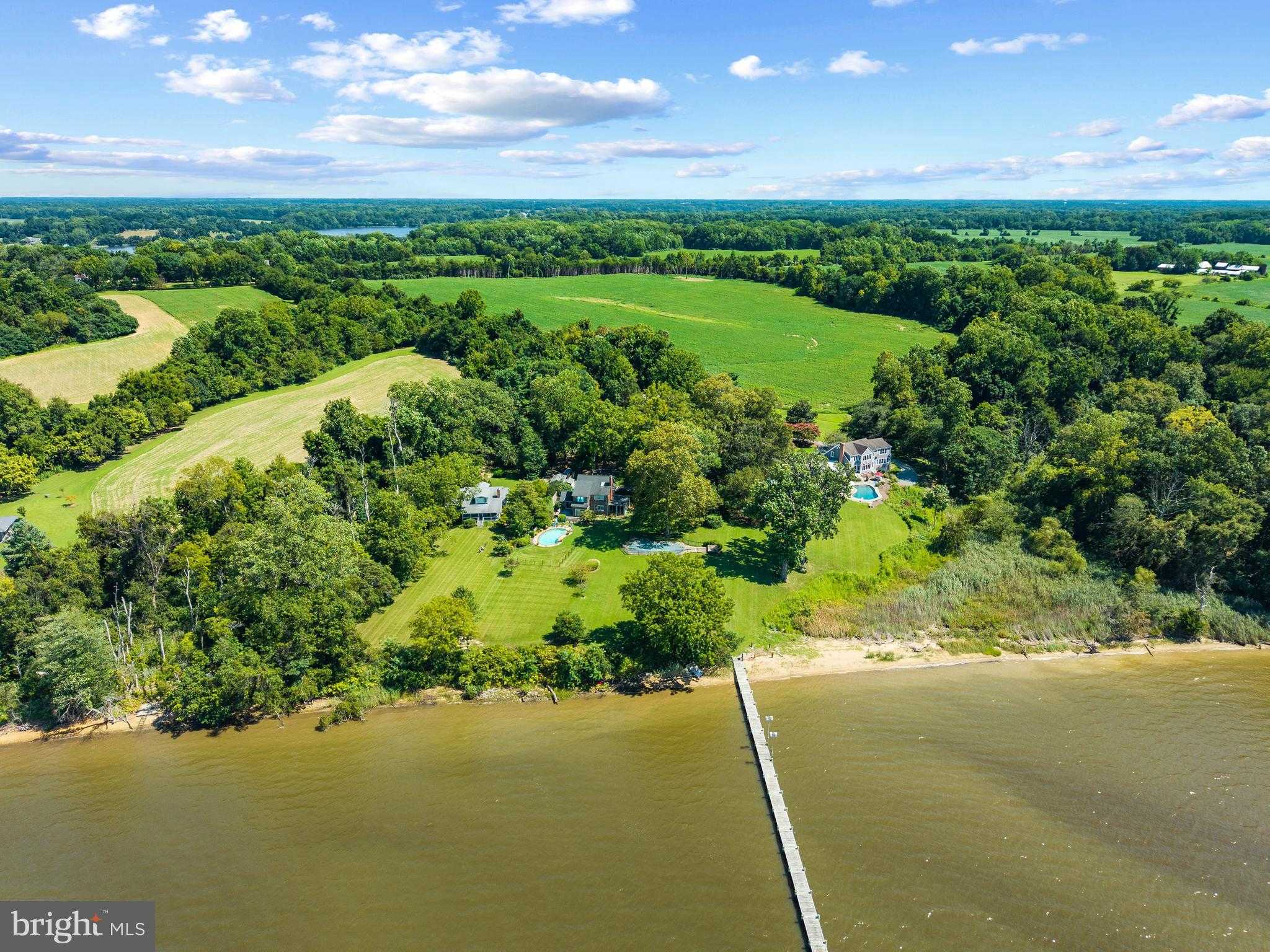 N Hibernia Rd photo 14