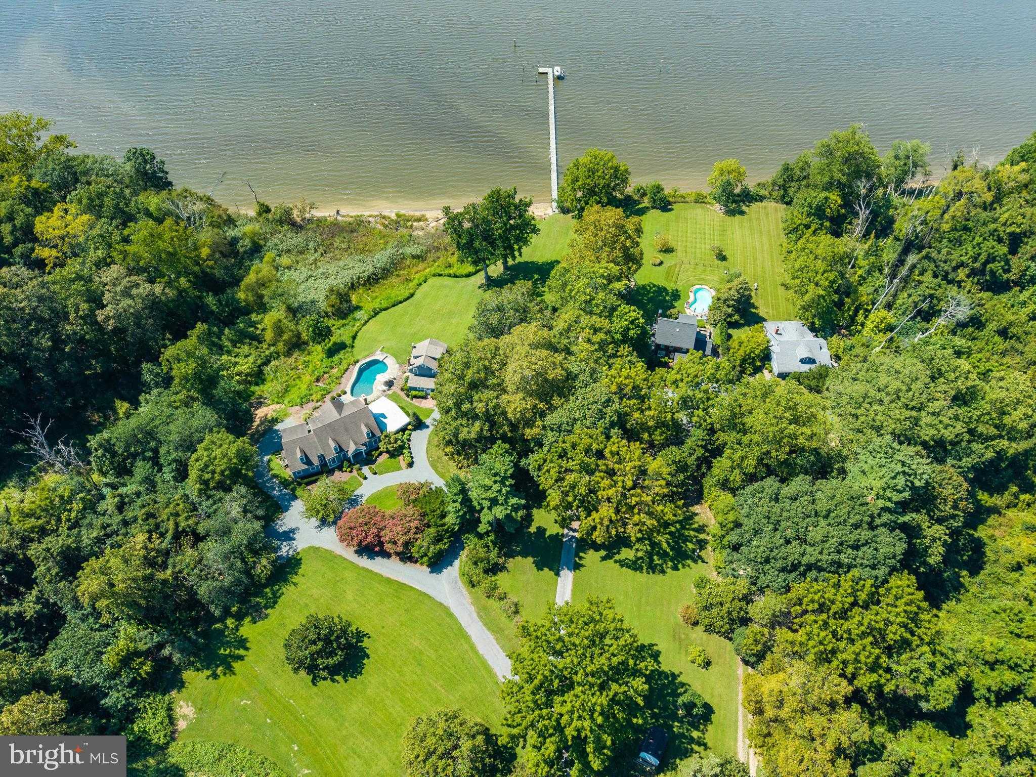 N Hibernia Rd photo 4