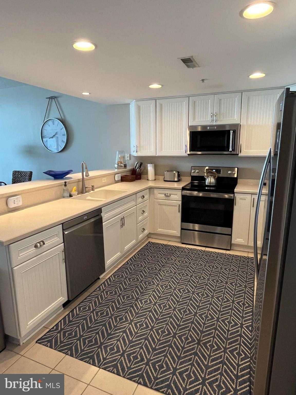 103 Williams St Unit 213 photo 14