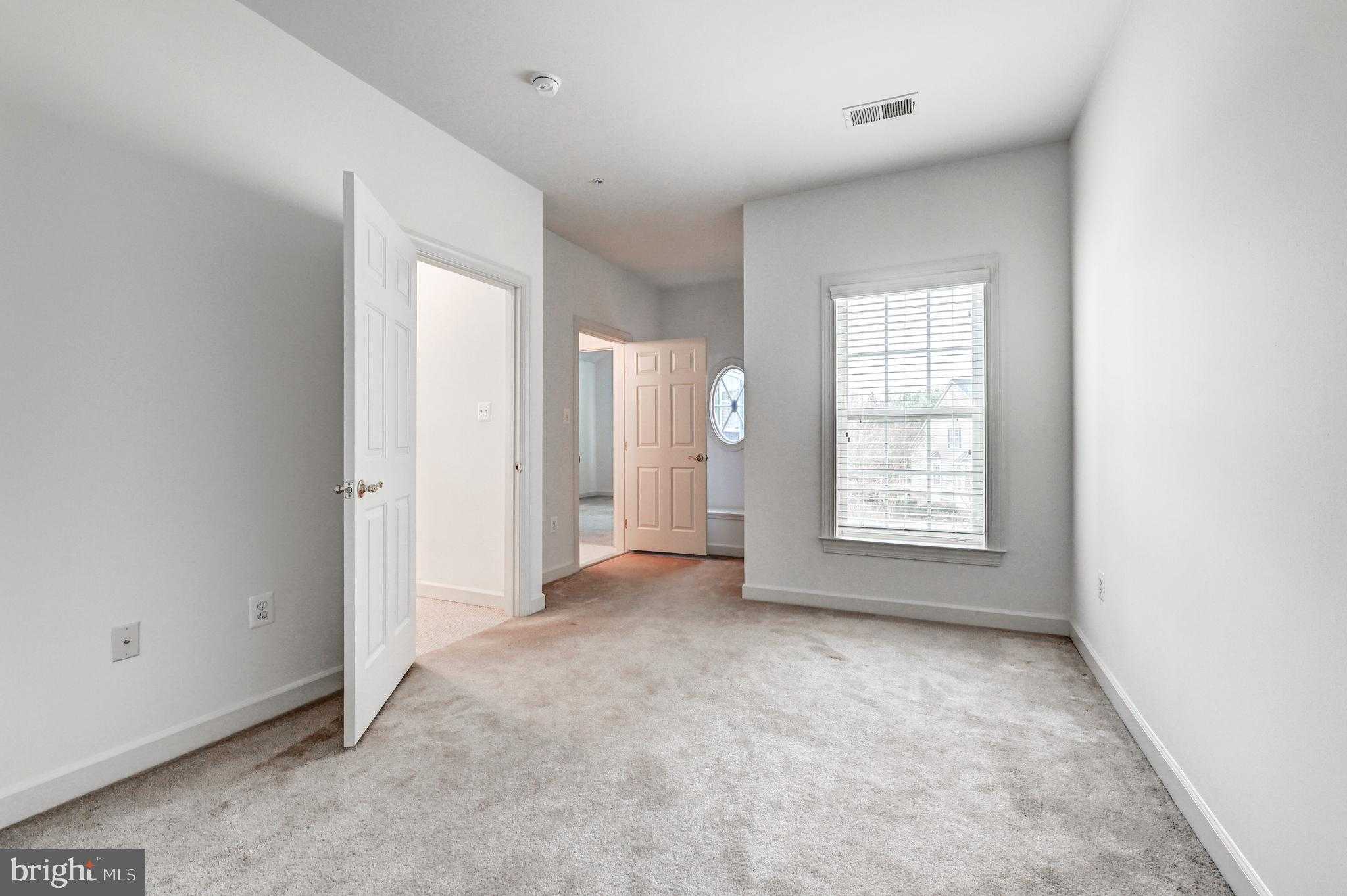 11940 Hampstead Grn # 73 photo 30