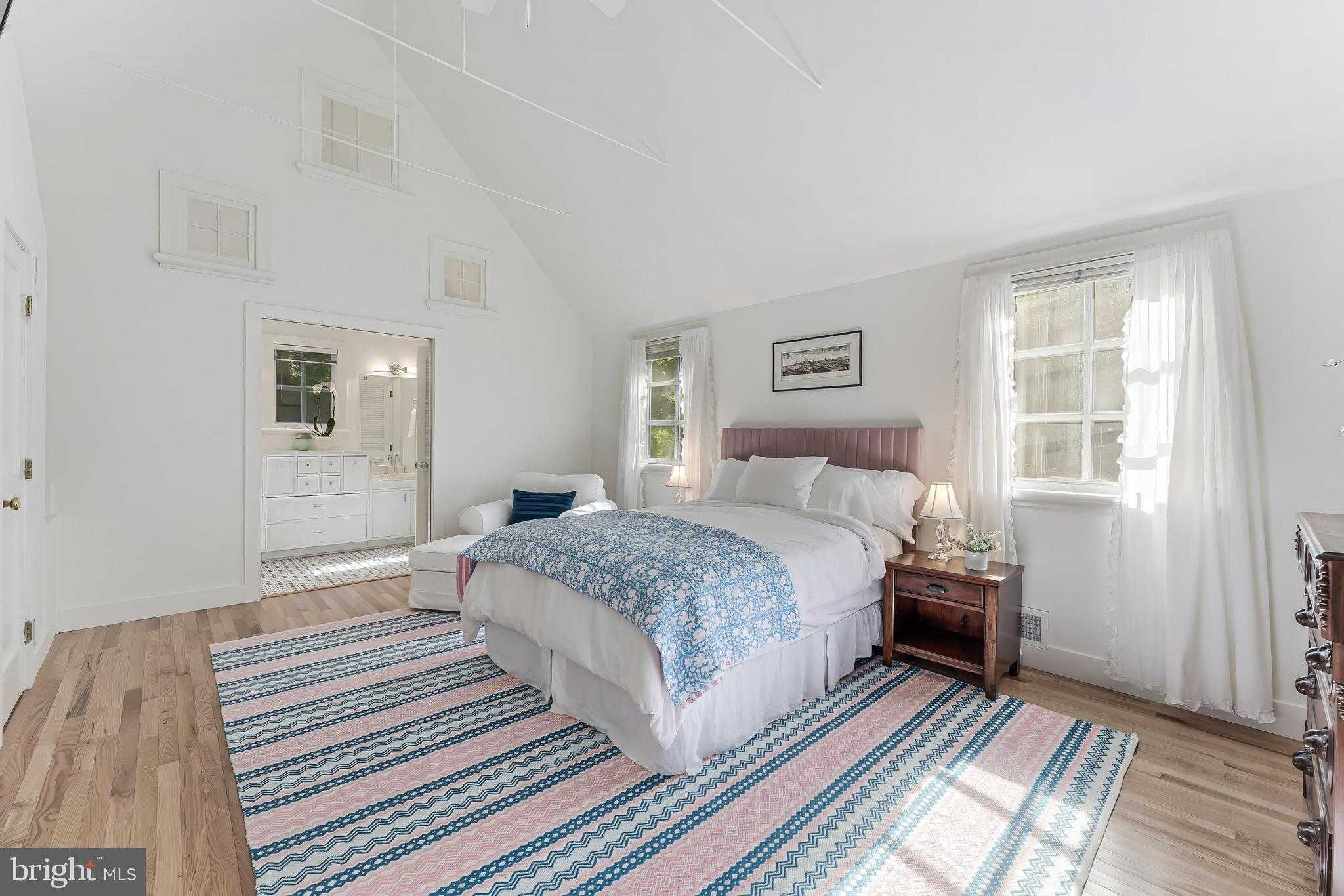 1939 Virginia Ave photo 36