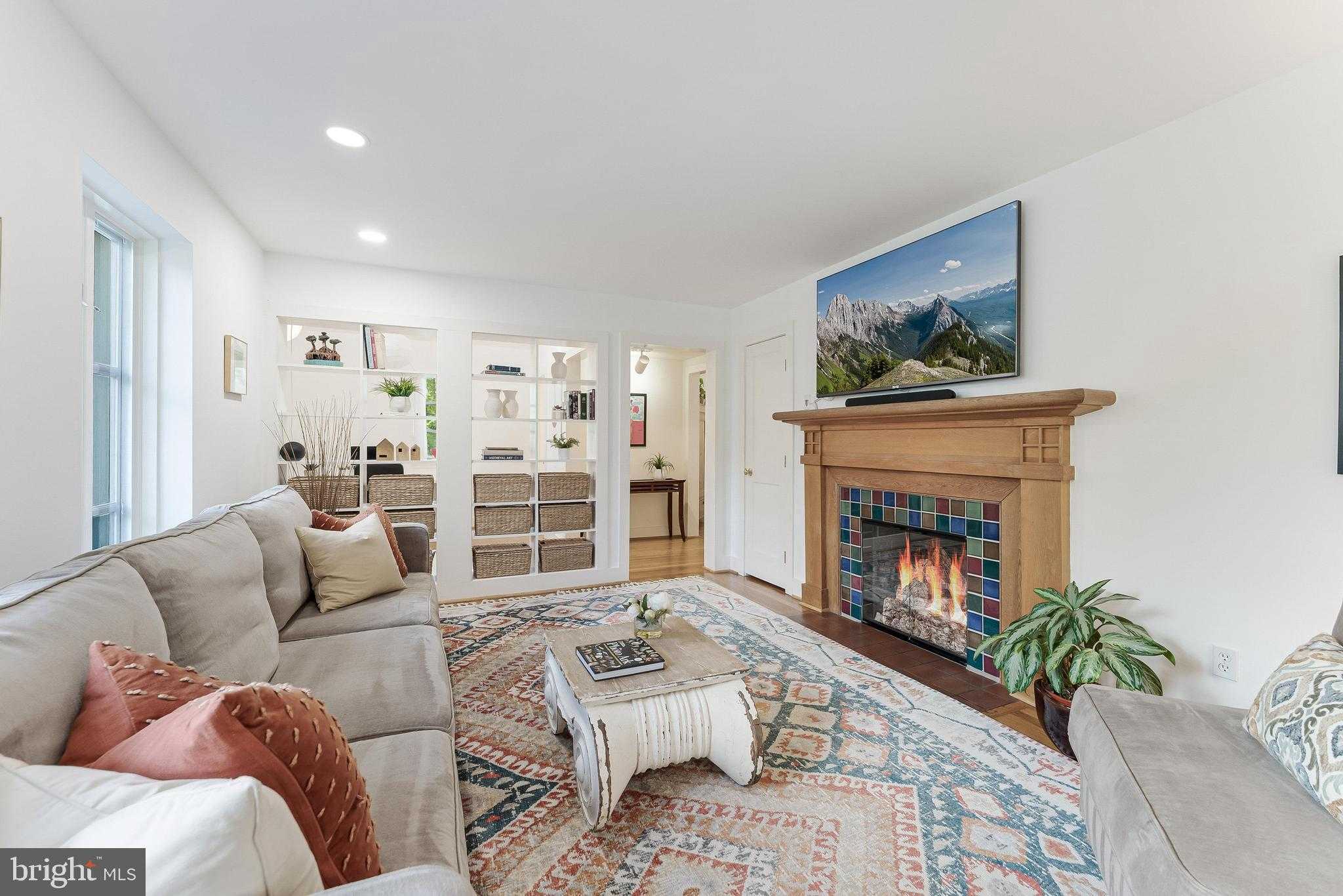 1939 Virginia Ave photo 8