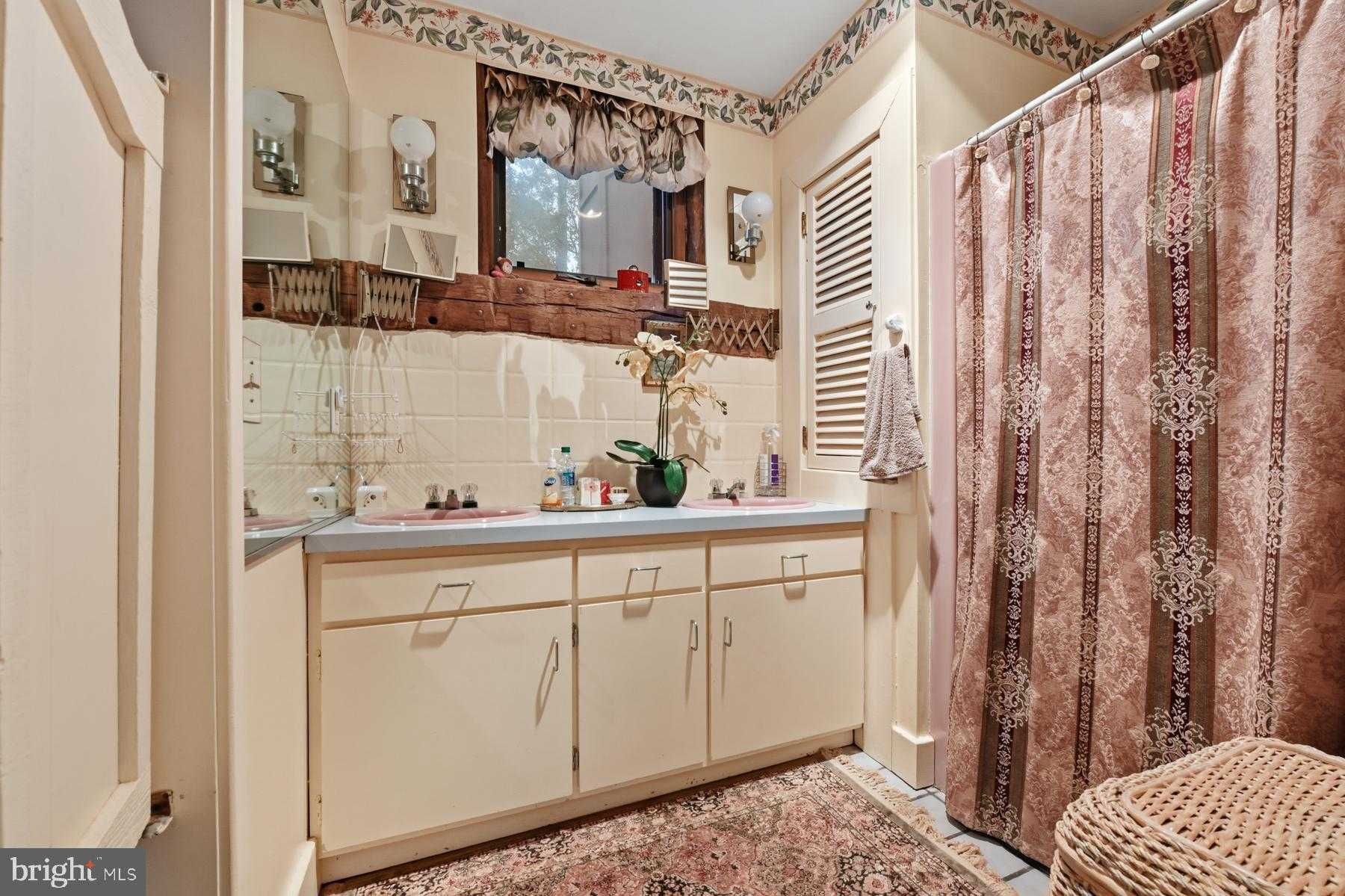 1150 Cheston Ln photo 52