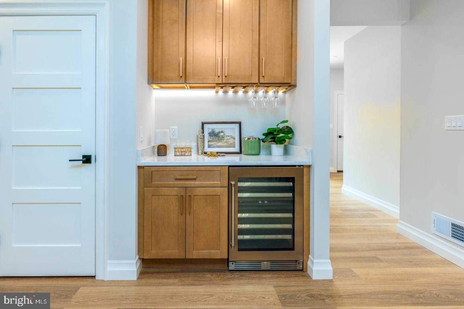 208 Tower Dr photo 14