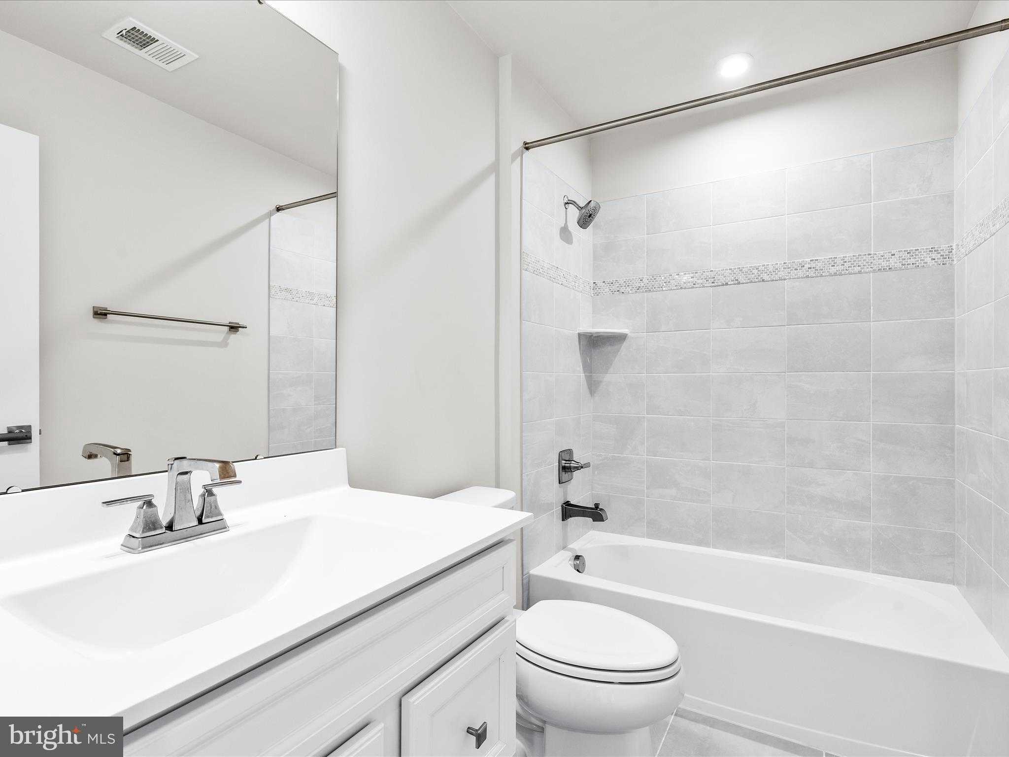 85 Bibury St photo 31