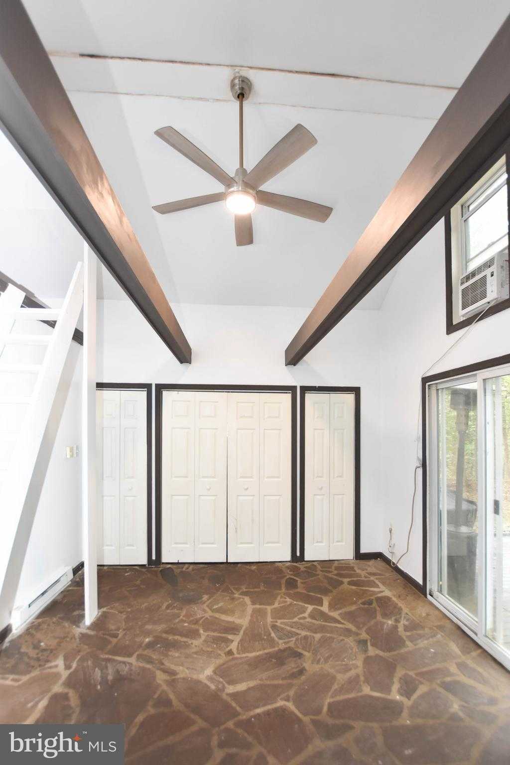 420 White Oak Ln photo 16