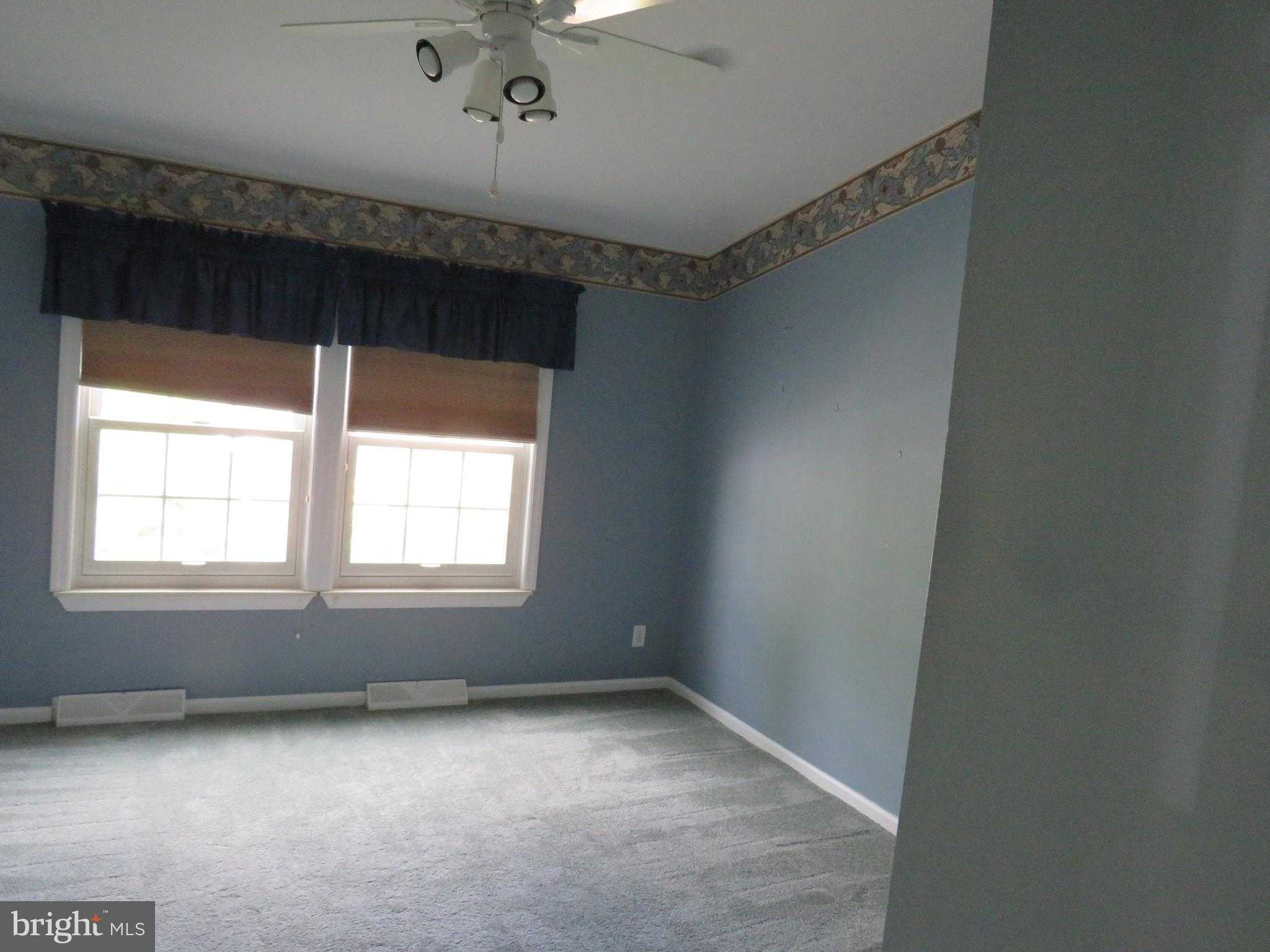 377 Spring Meadow Cir photo 32