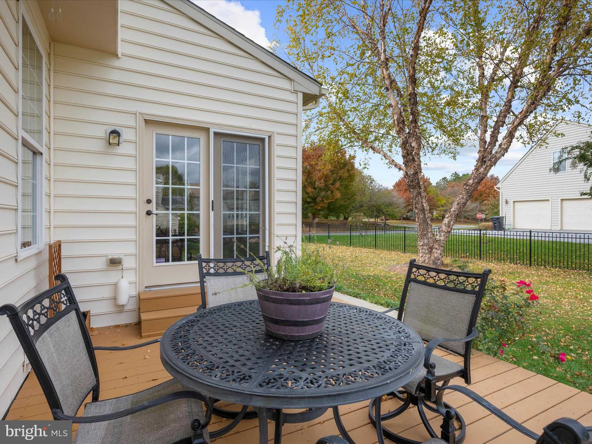 100 Adela Way photo 48