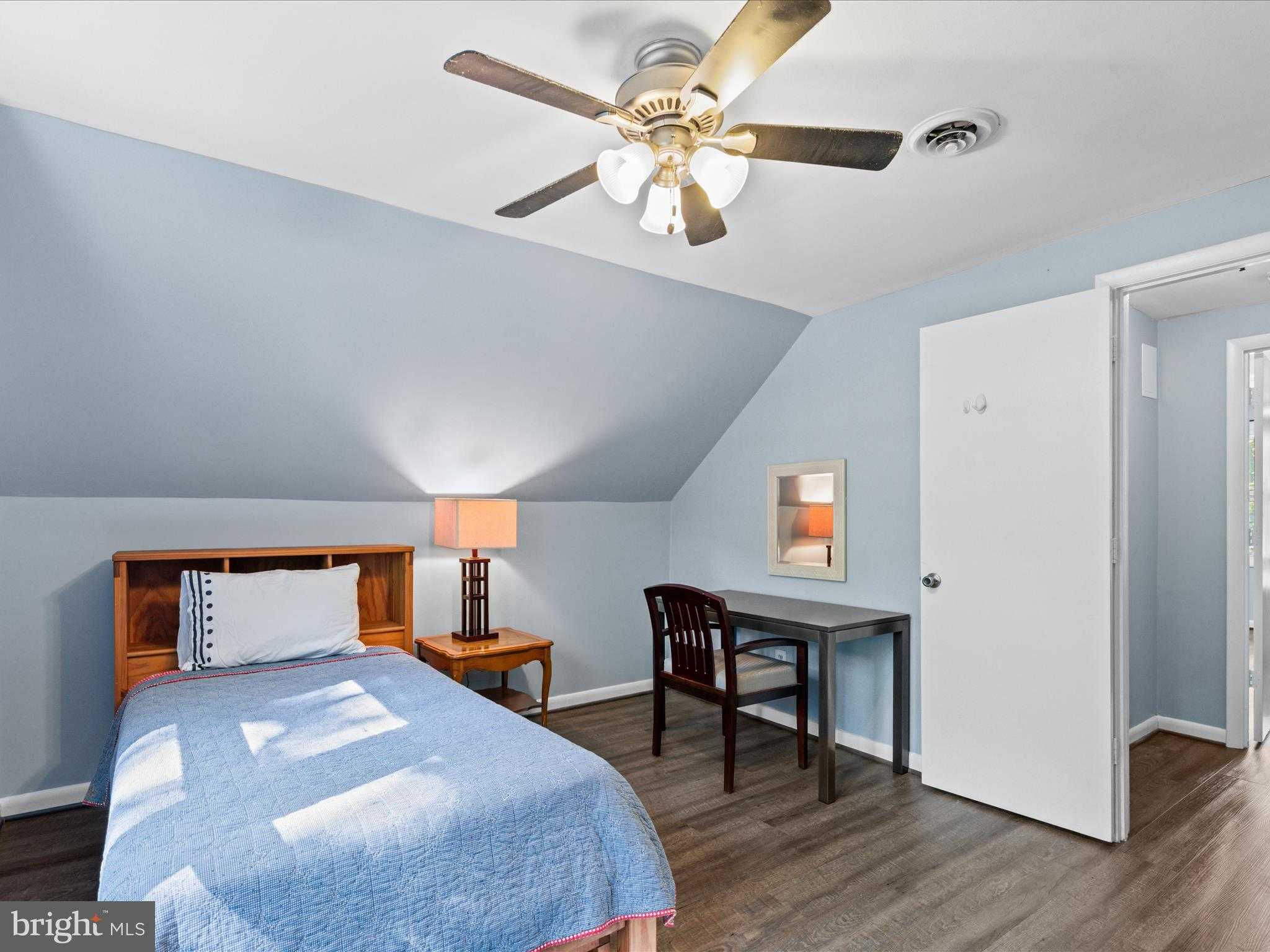 31 Nottingham Ln photo 30