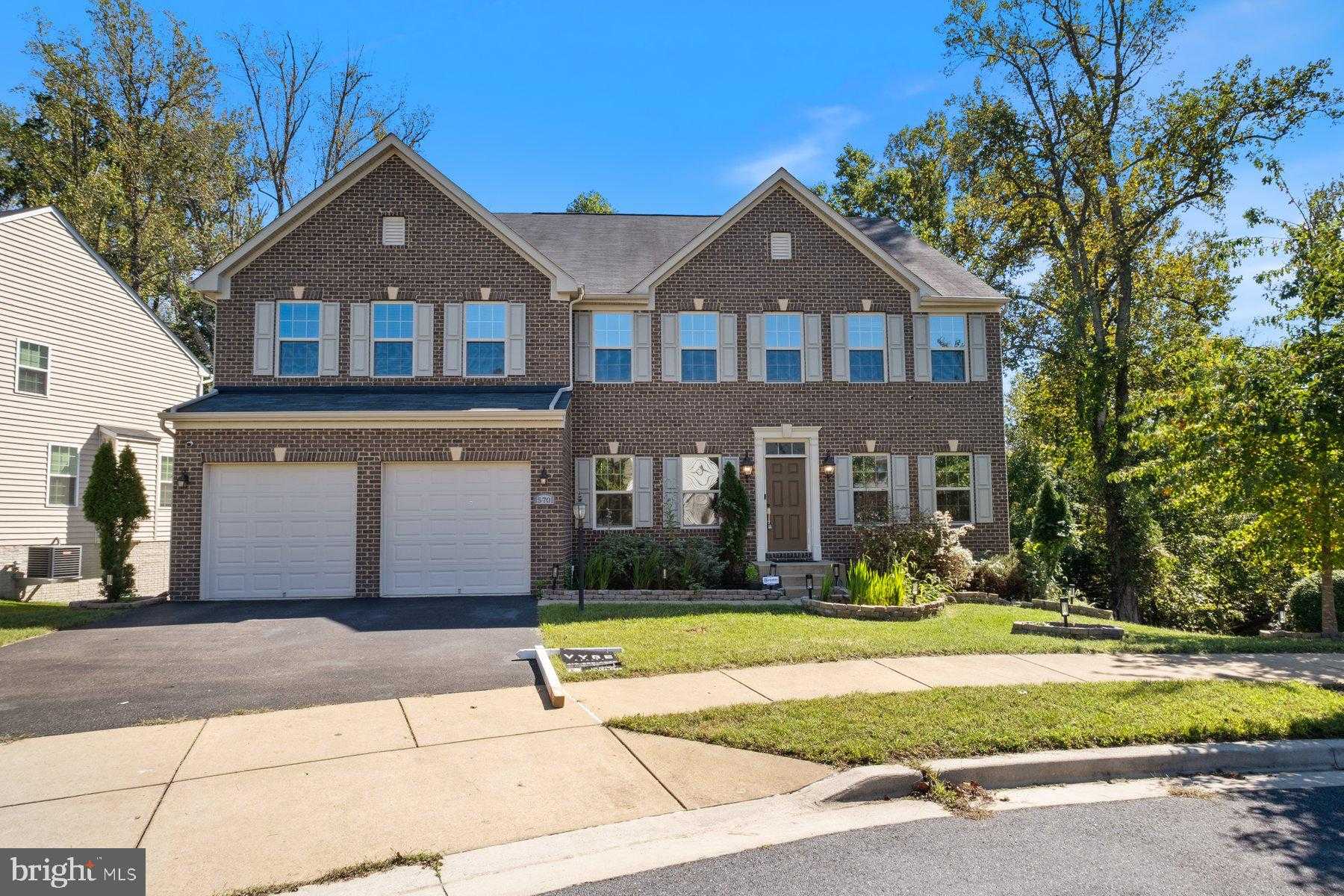 15701 Norus St photo 6