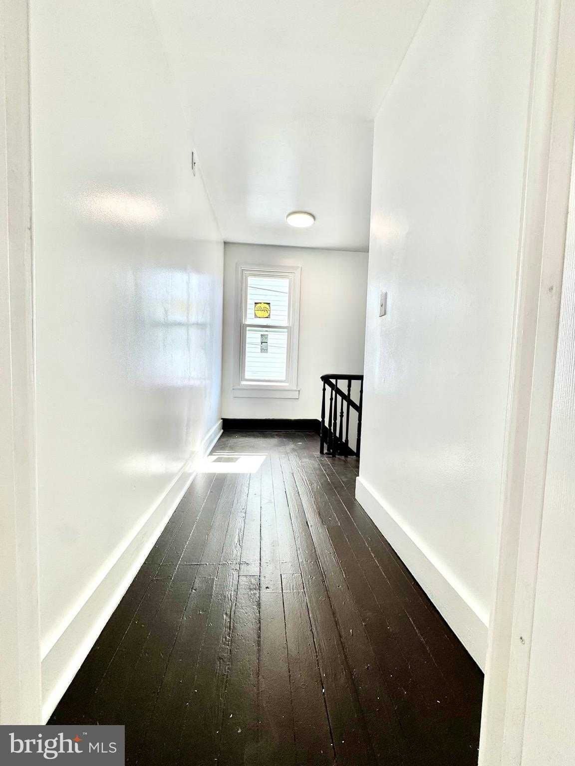 449 Columbia St photo 11