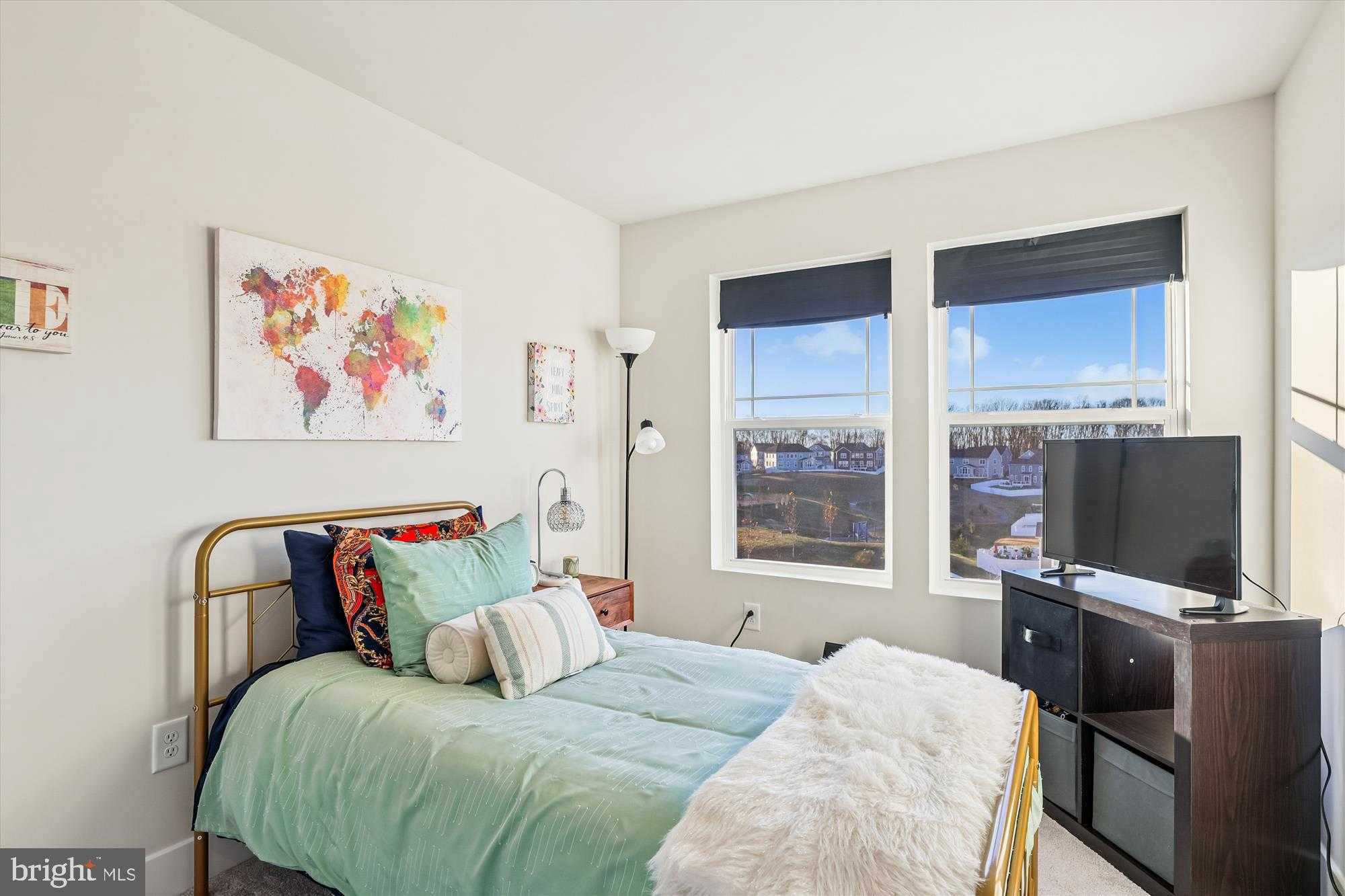 6878 Barrowfield Pl photo 32