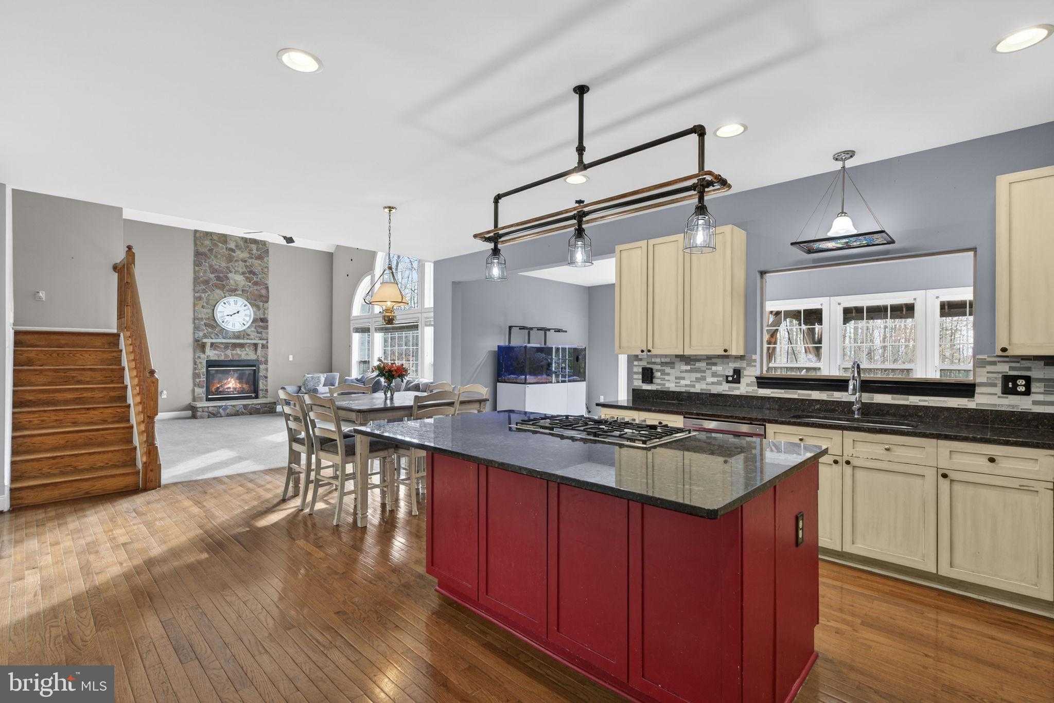 150 Ewell Dr photo 23