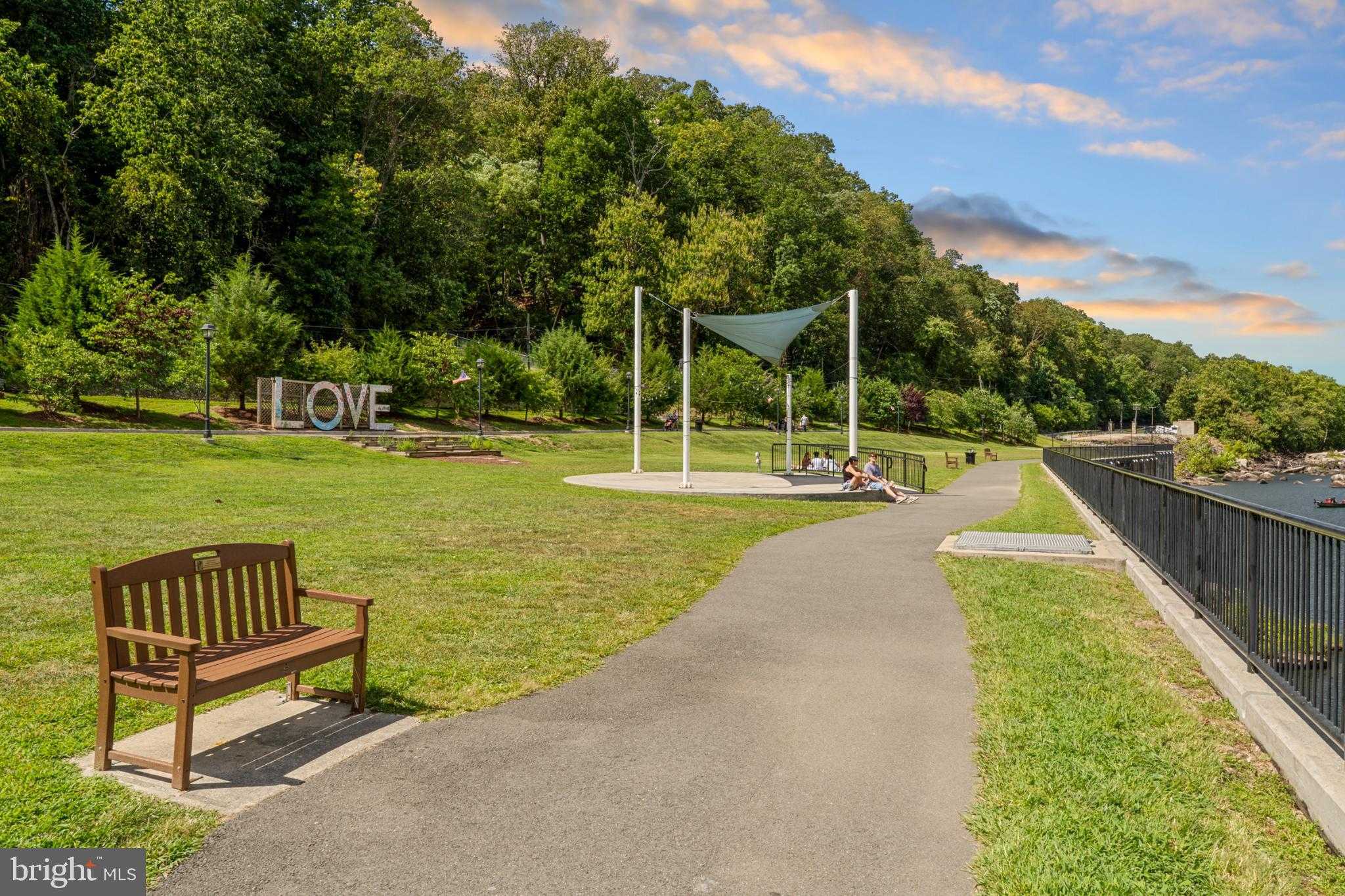 12650 Dara Dr photo 31