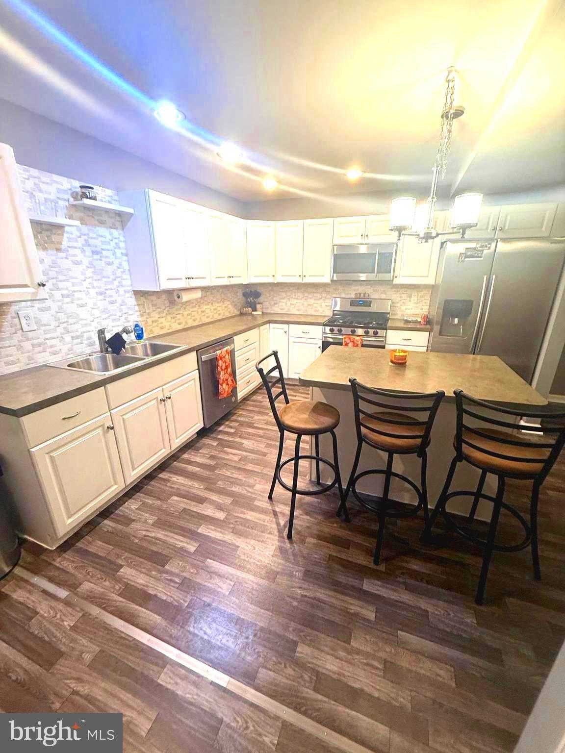 447 Hodgson St photo 10