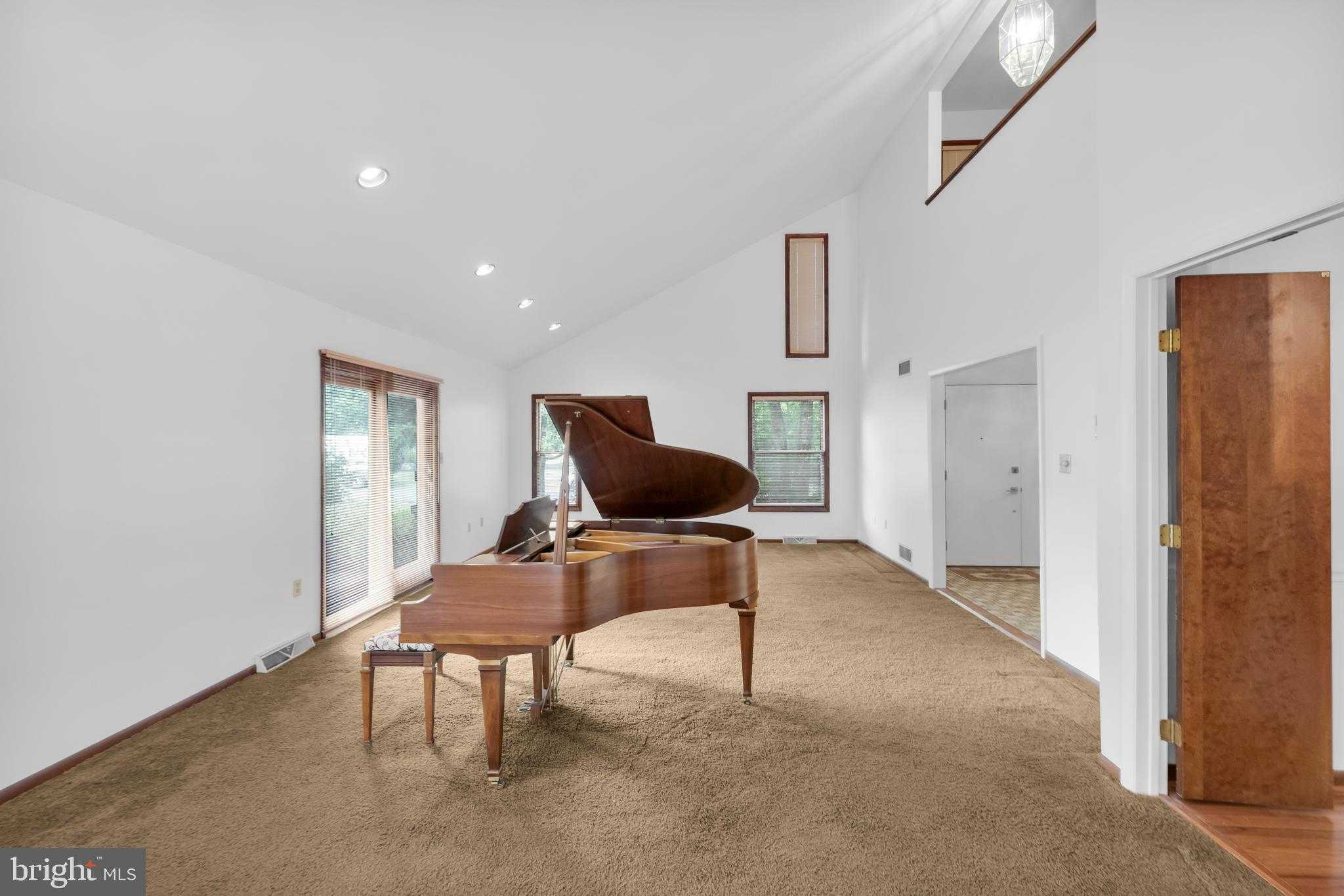 3908 Short Hill Dr photo 6