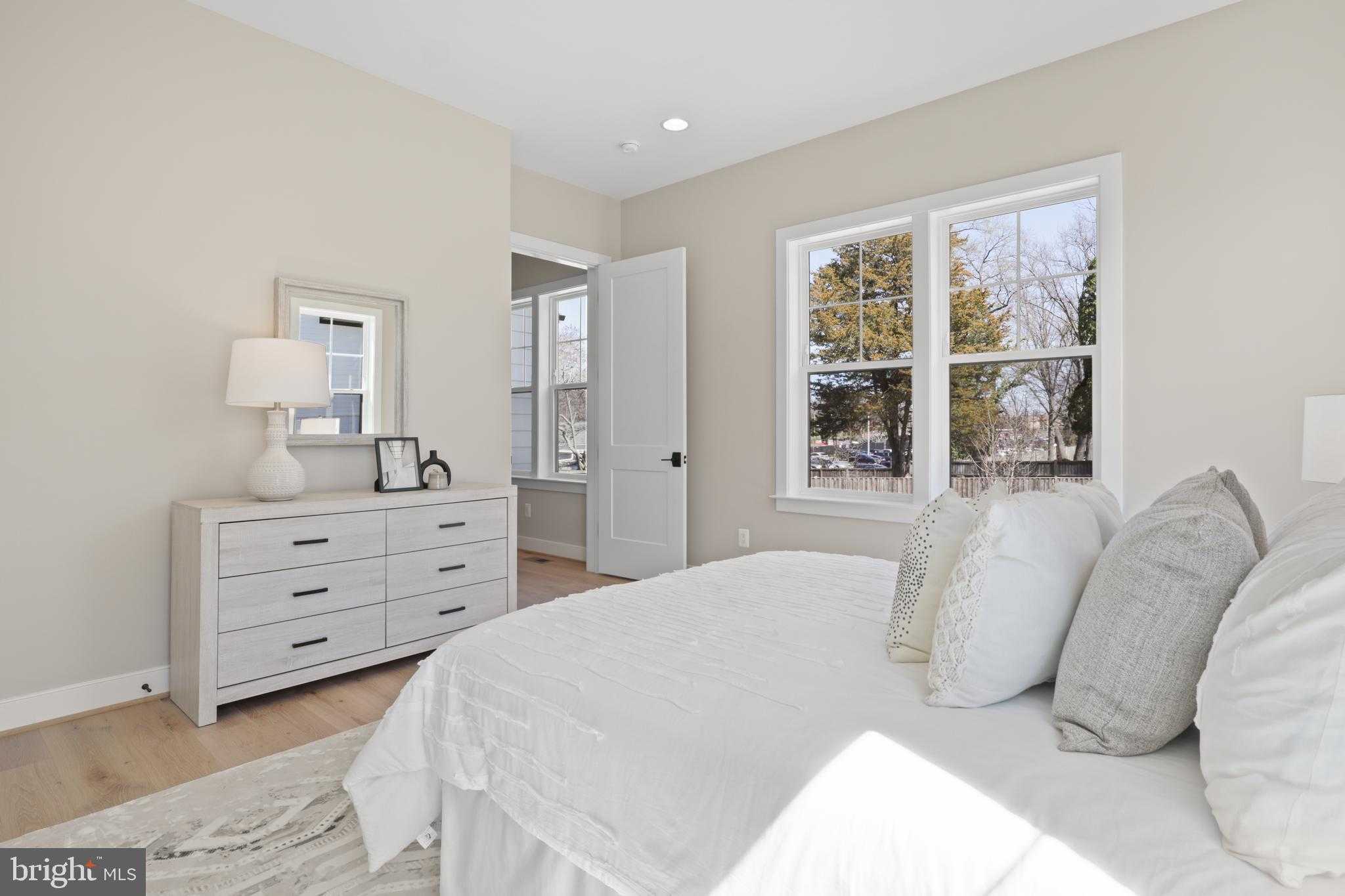 1926 Hileman Rd photo 24