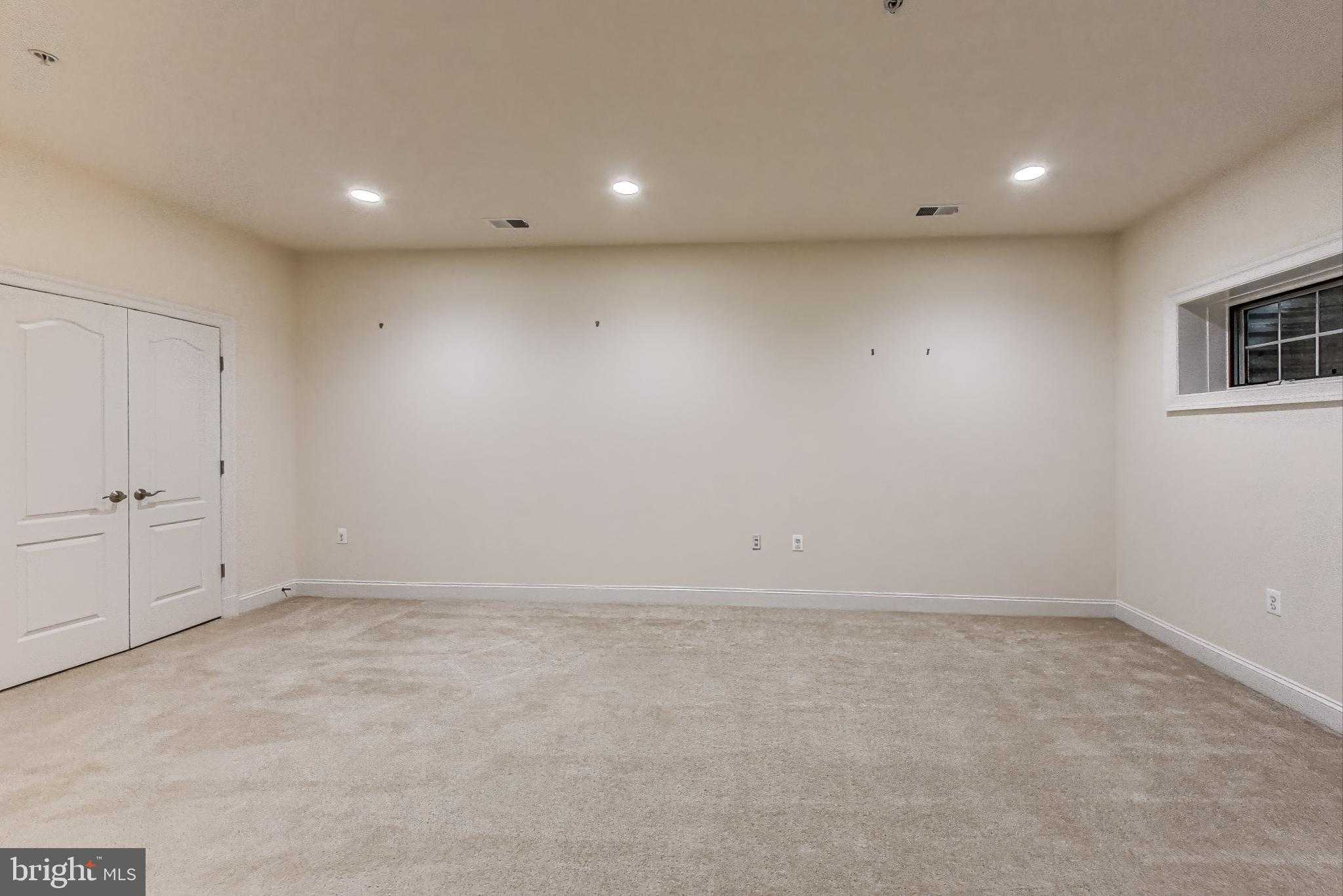 8213 River Quarry Pl photo 35