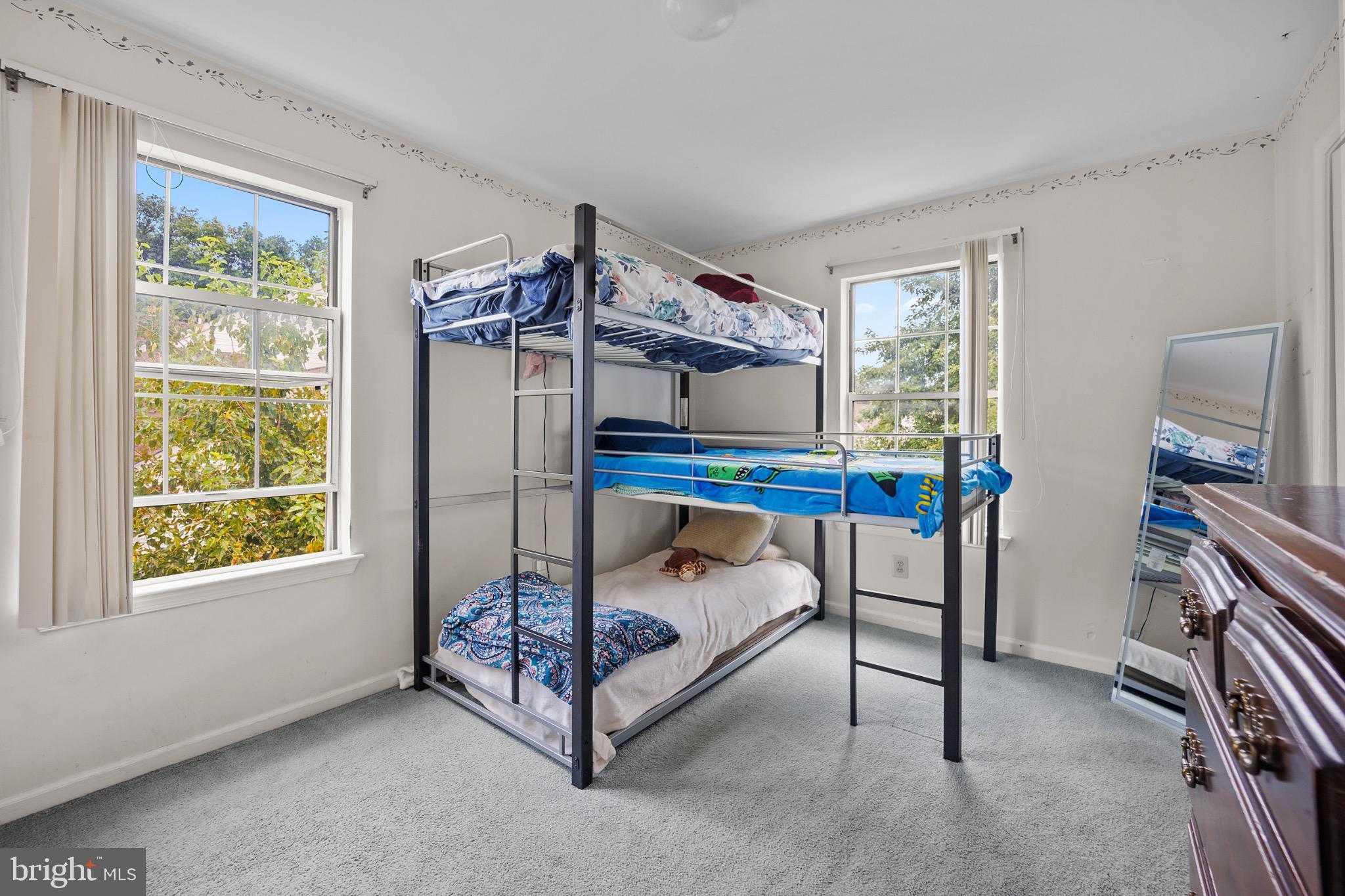 107 Romaine Way photo 24