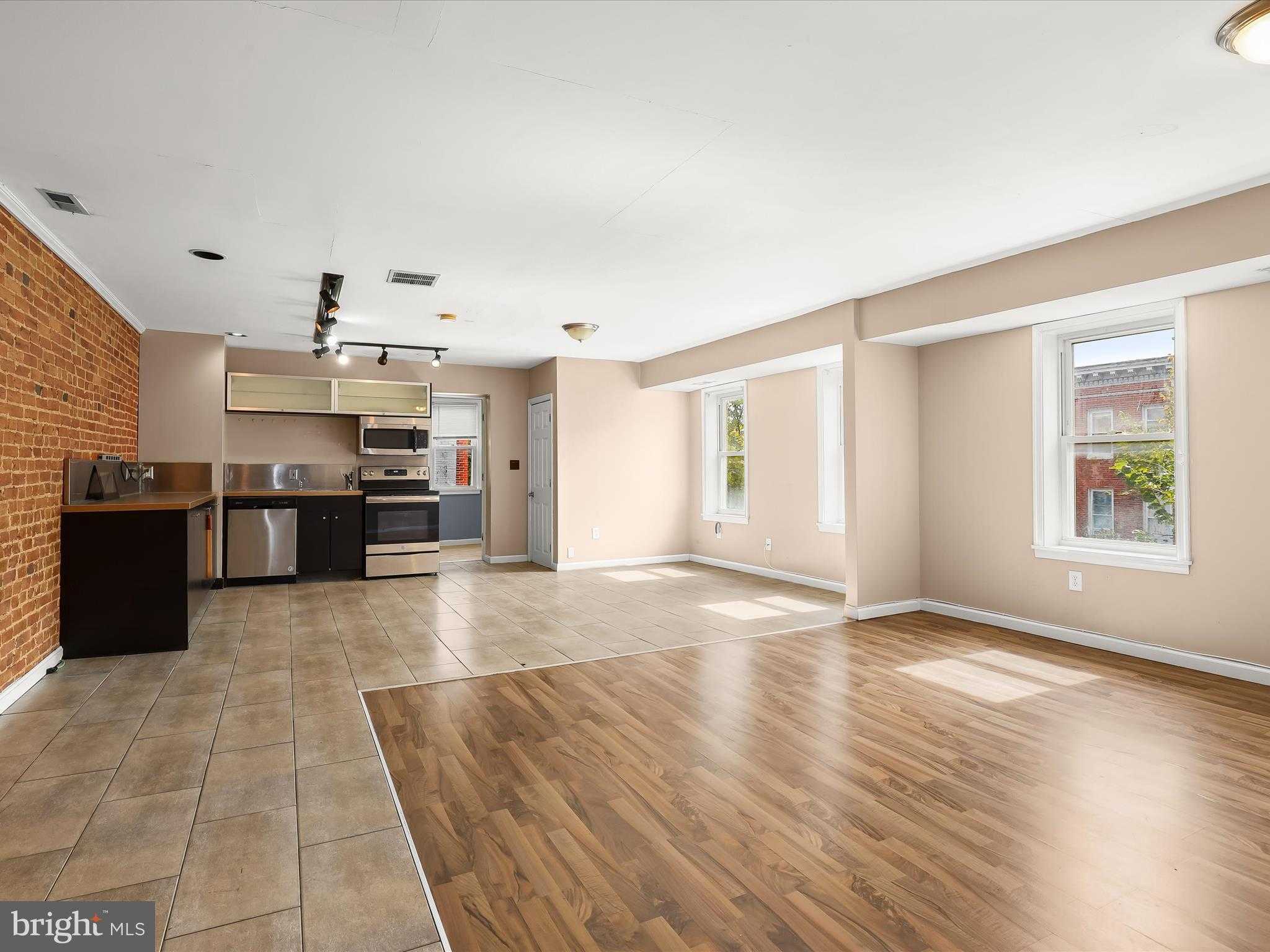 55 S Fulton Ave photo 27