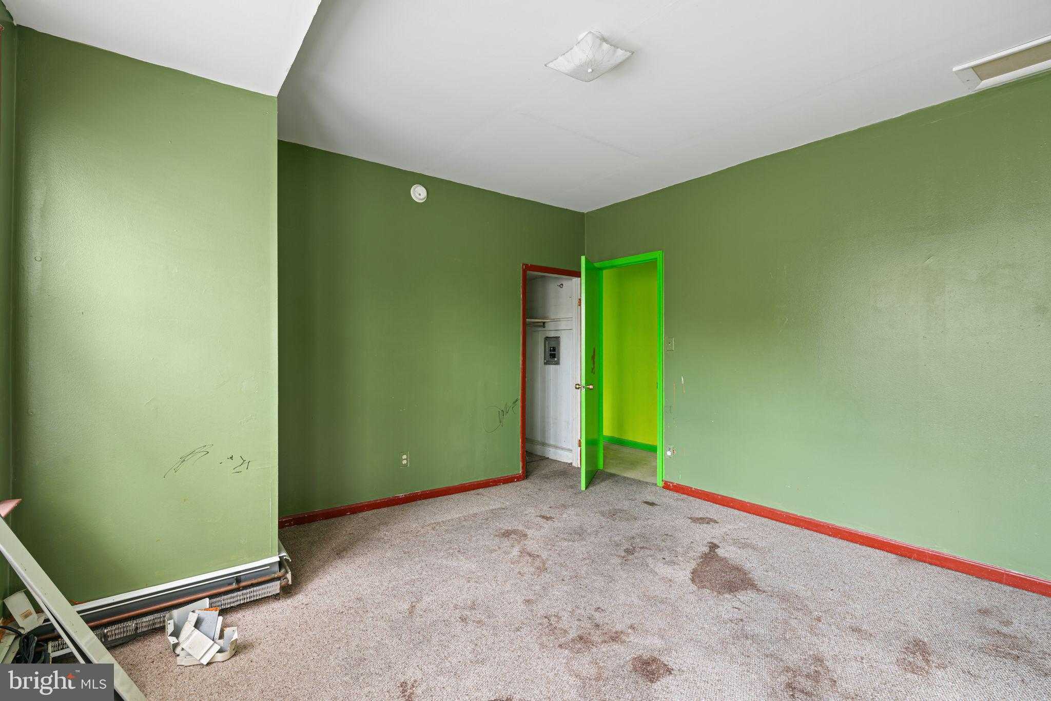 6452 Lansdowne Ave photo 27