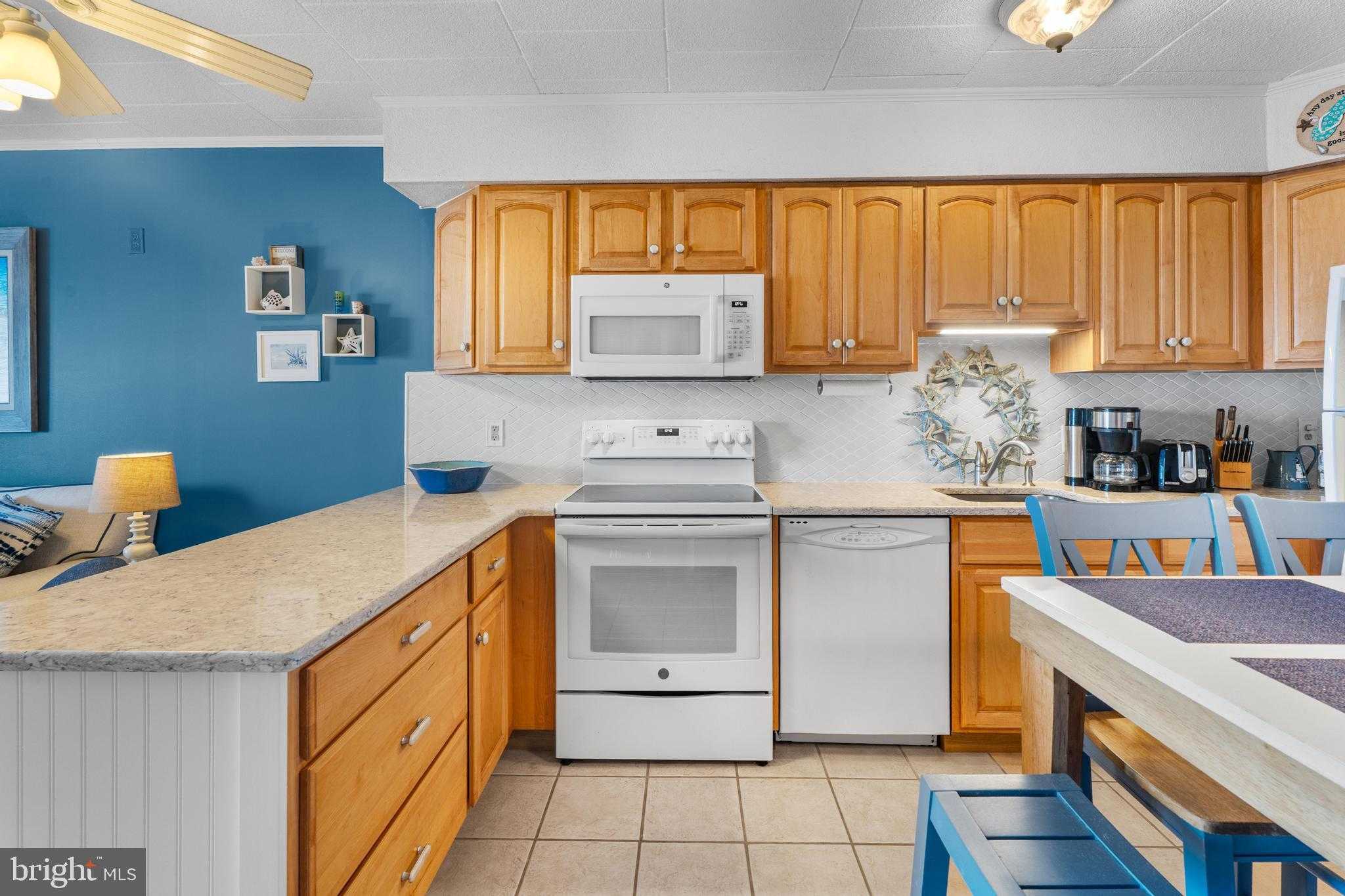 745 Mooring Rd Unit 202 photo 35