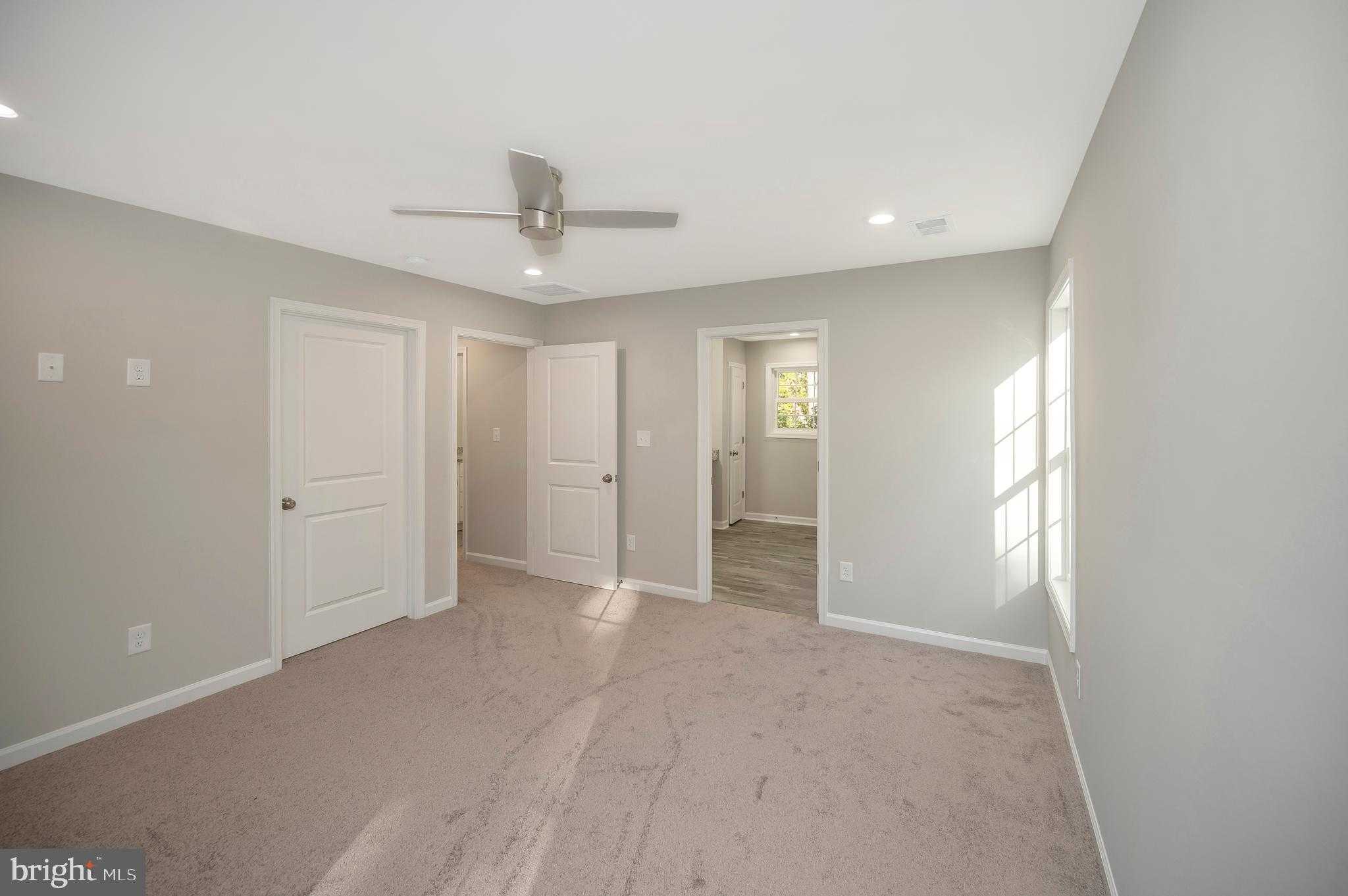 312 East St photo 31