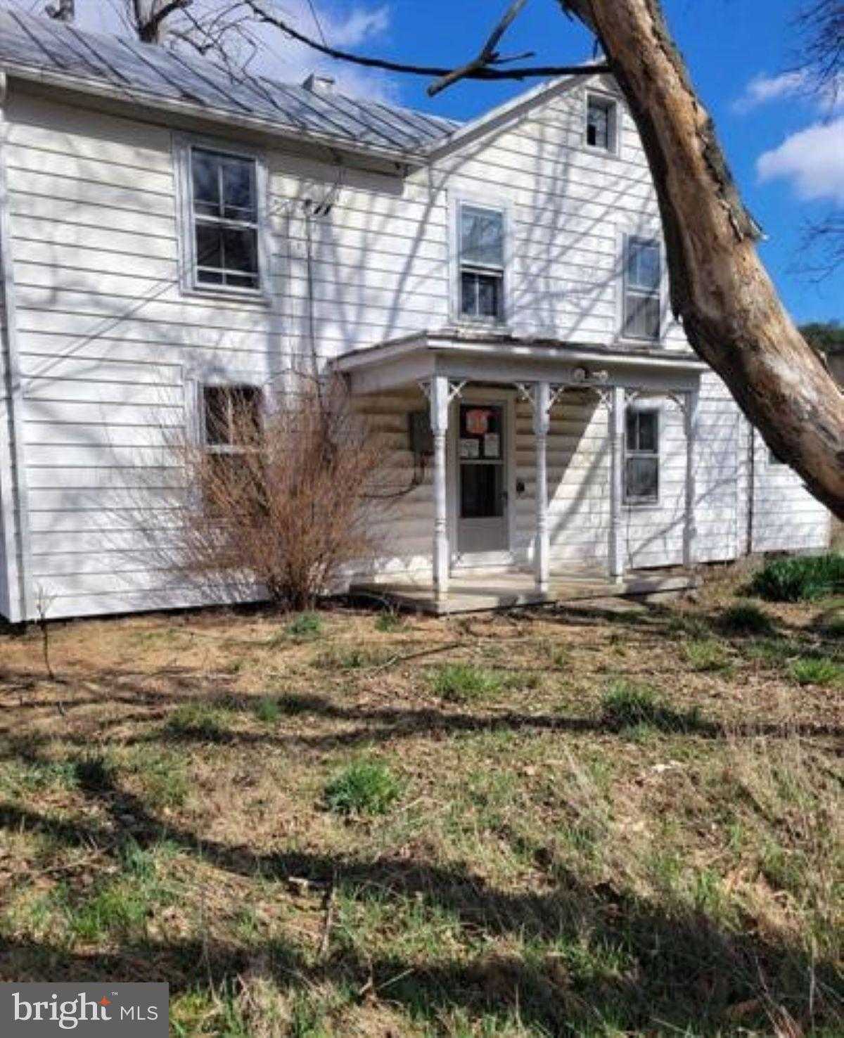 99 Little Cacapon Rd photo 2