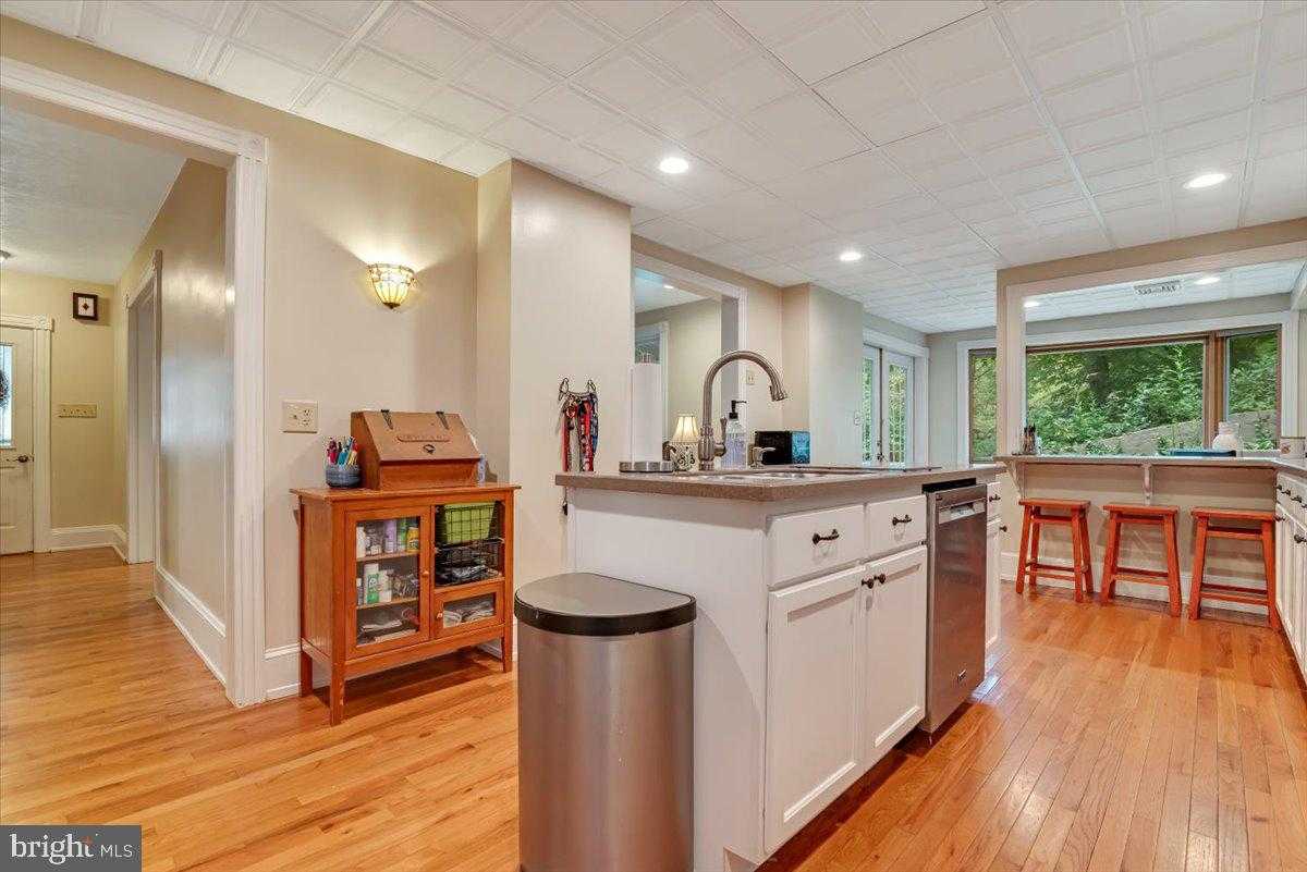 3585 Fairyland Rd photo 18