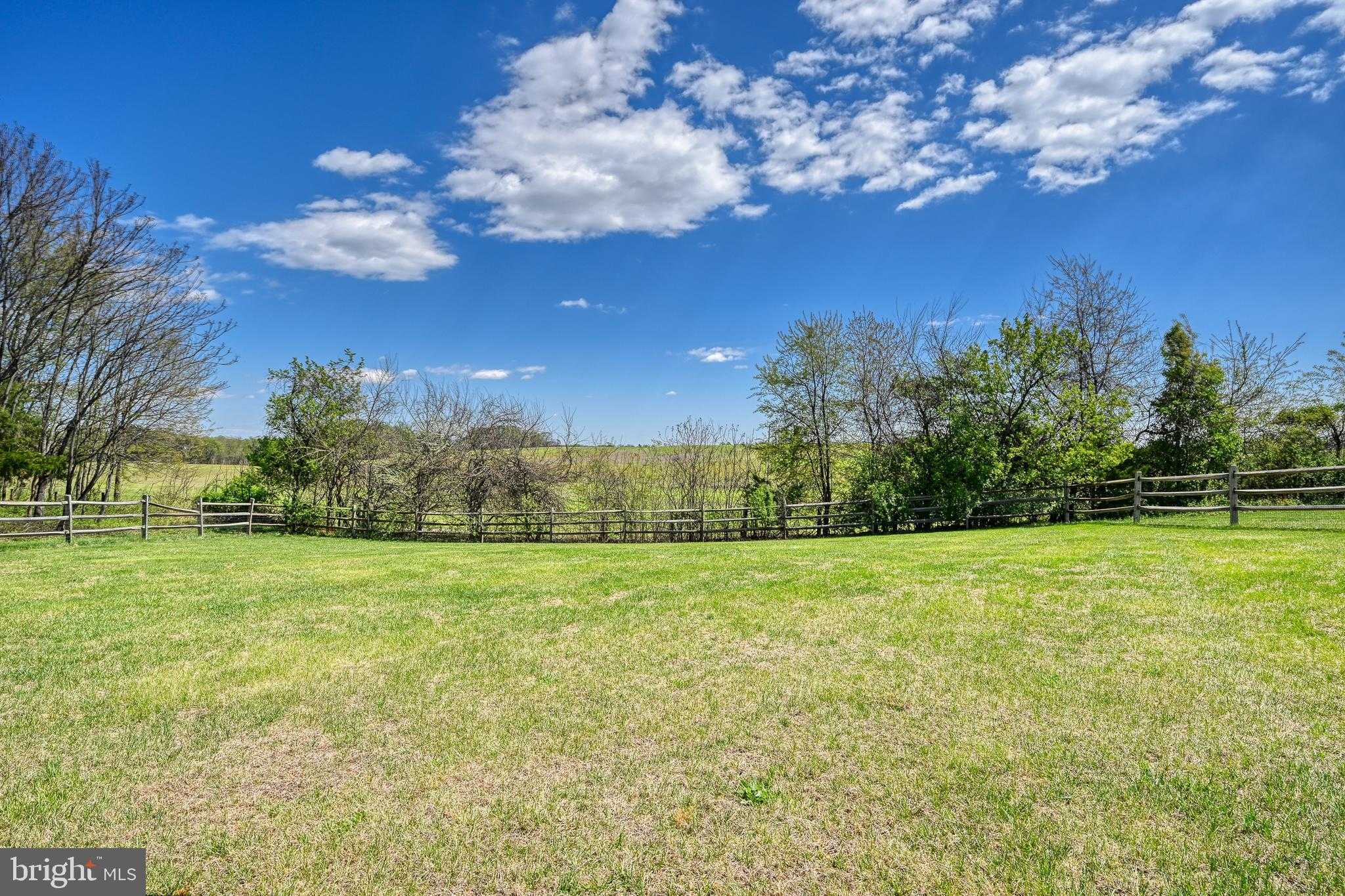 14305 S Hall CT photo 9