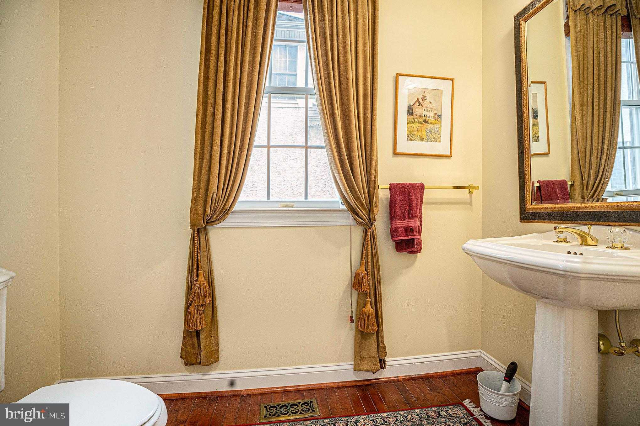 1018 Riverview Ln photo 19