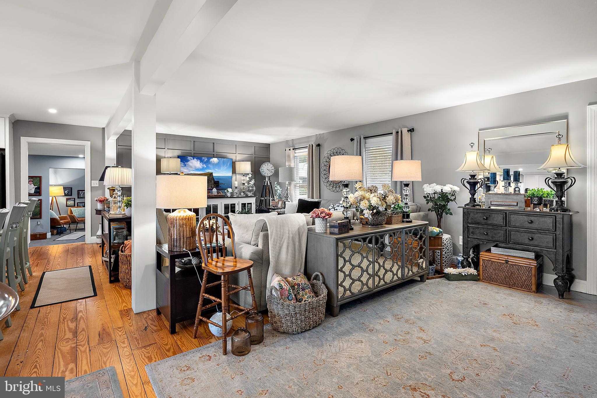 6226 Knoll Hill Dr photo 12