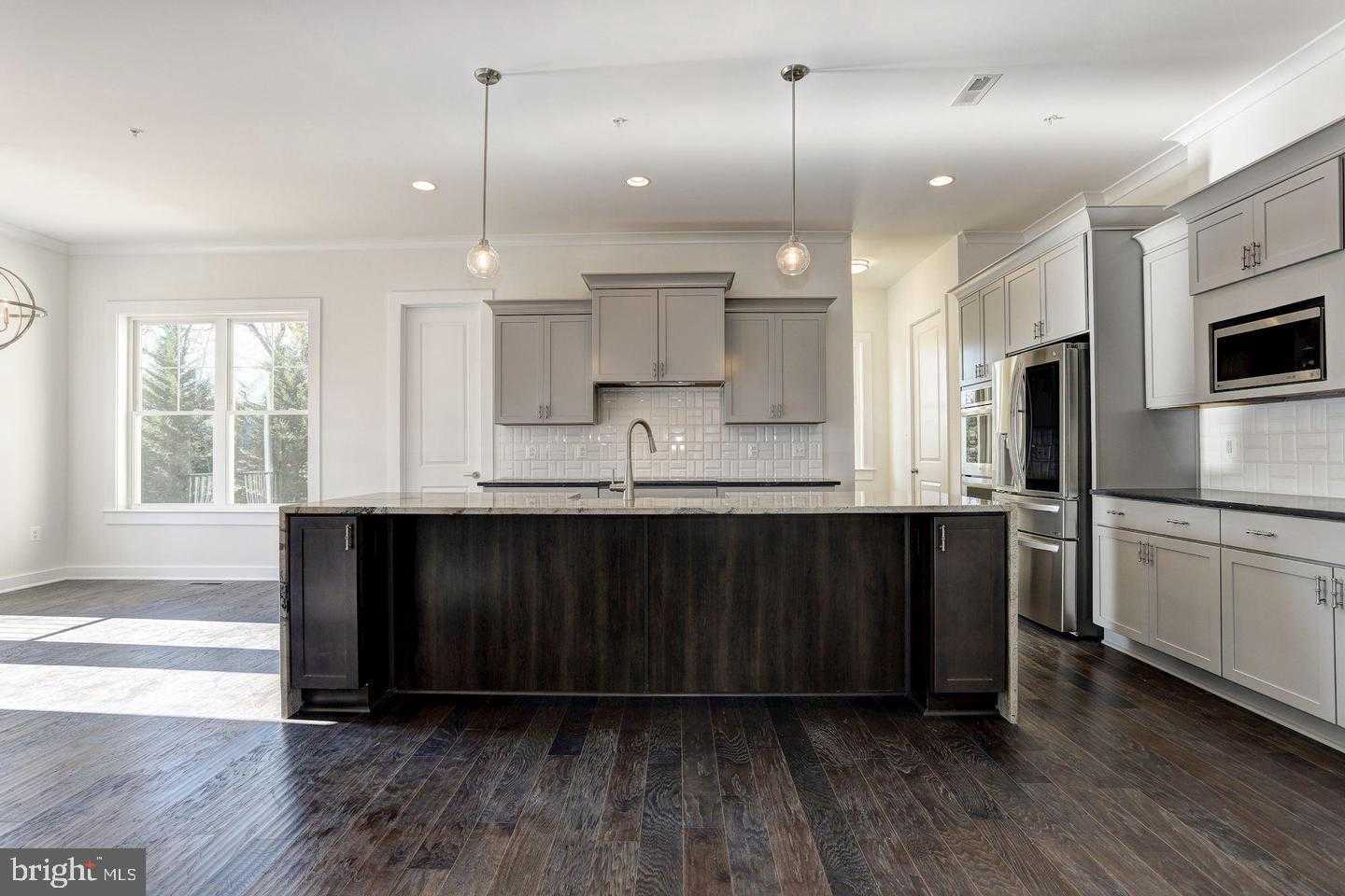 108 Saylor Dr photo 13