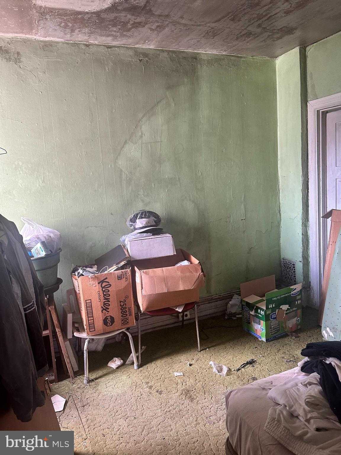 2241 N Lambert St photo 8